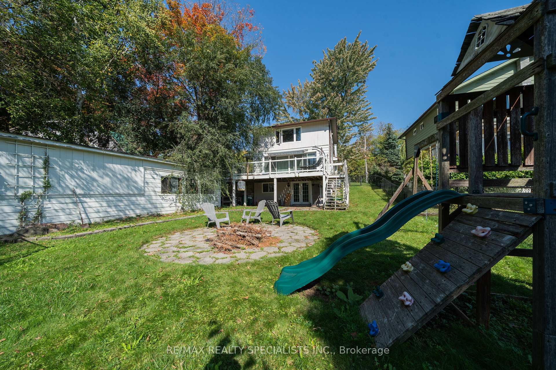 Photo 15 of 79 River Road, Brampton, Huttonville — HOMEH