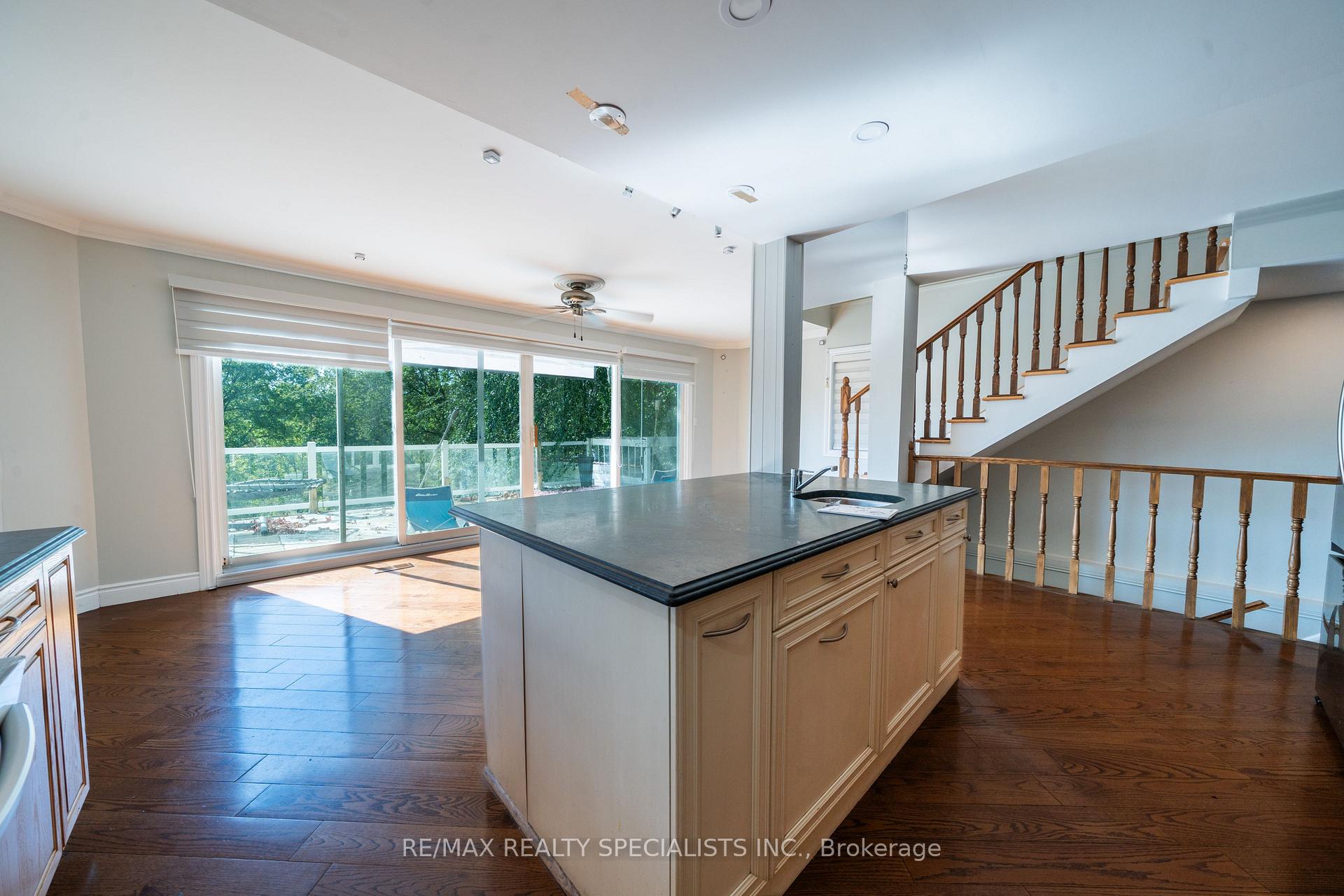 Photo 30 of 79 River Road, Brampton, Huttonville — HOMEH
