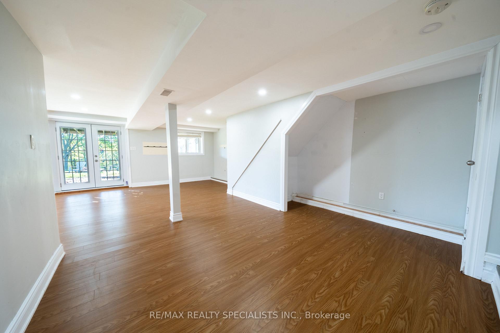 Photo 39 of 79 River Road, Brampton, Huttonville — HOMEH