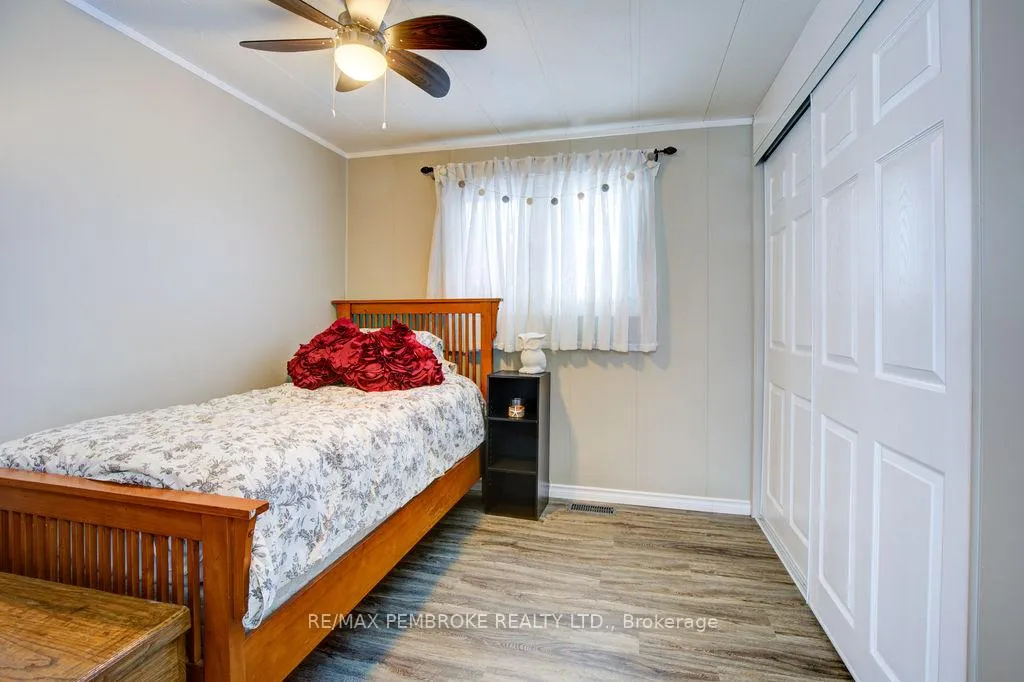 Photo 11 of 66 Pinehurst Estates, Petawawa — HOMEH