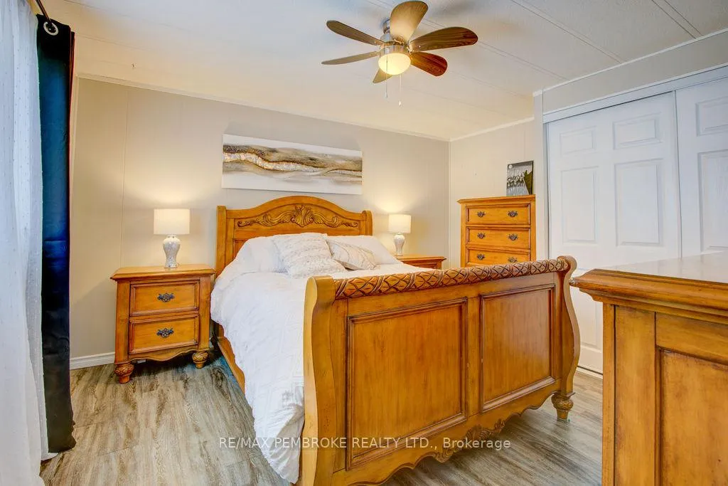 Photo 12 of 66 Pinehurst Estates, Petawawa — HOMEH