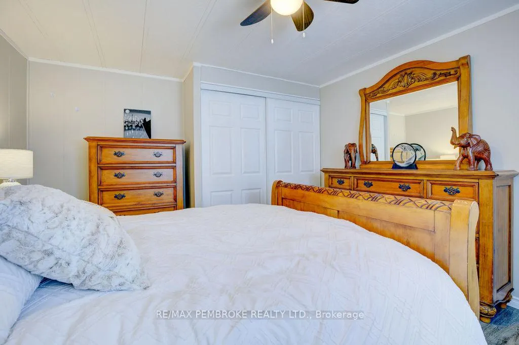 Photo 14 of 66 Pinehurst Estates, Petawawa — HOMEH