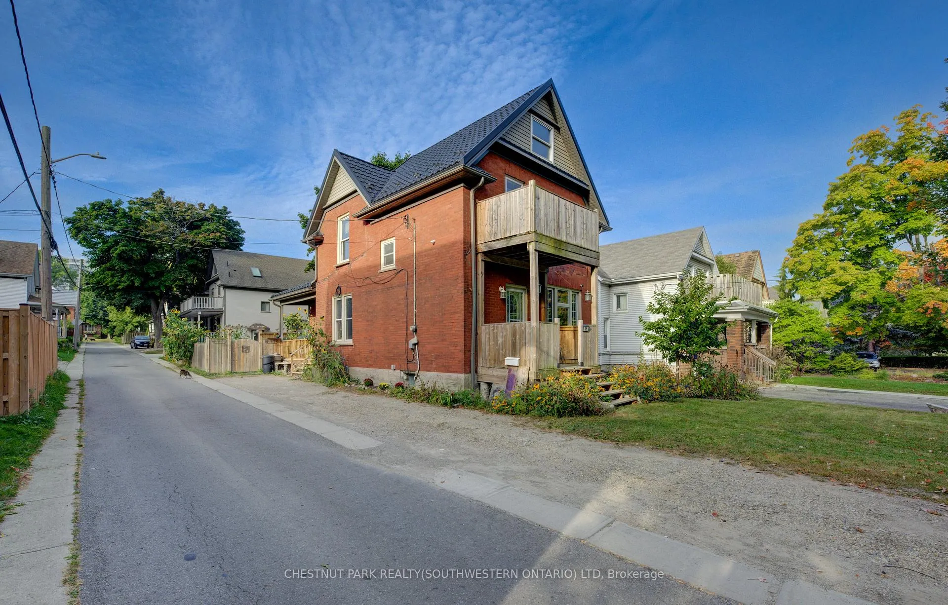 Photo 2 of 15 St Leger Street, Kitchener — HOMEH