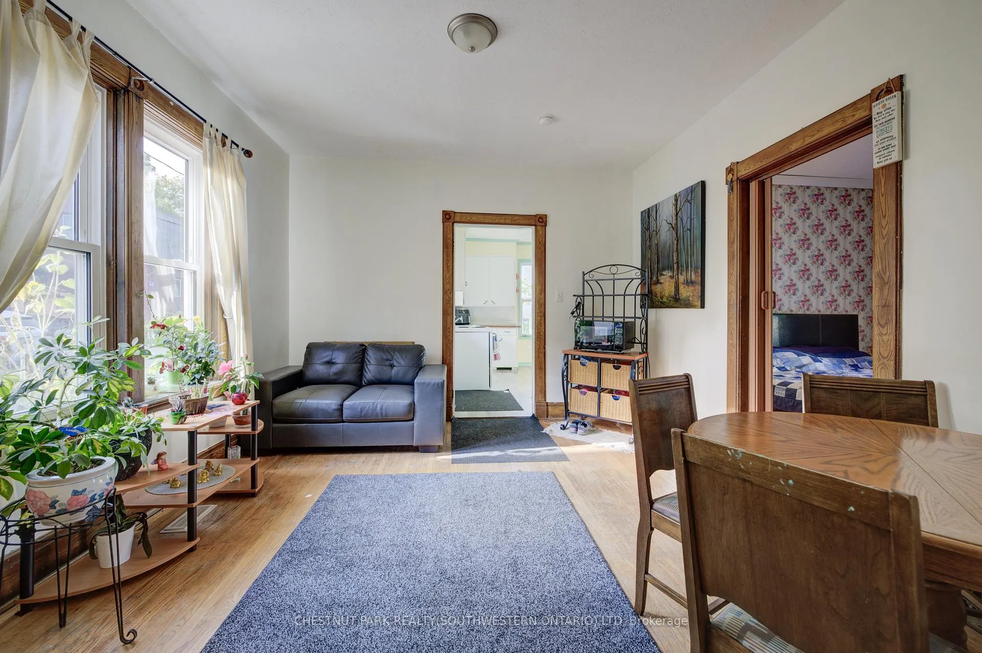Photo 14 of 15 St Leger Street, Kitchener — HOMEH