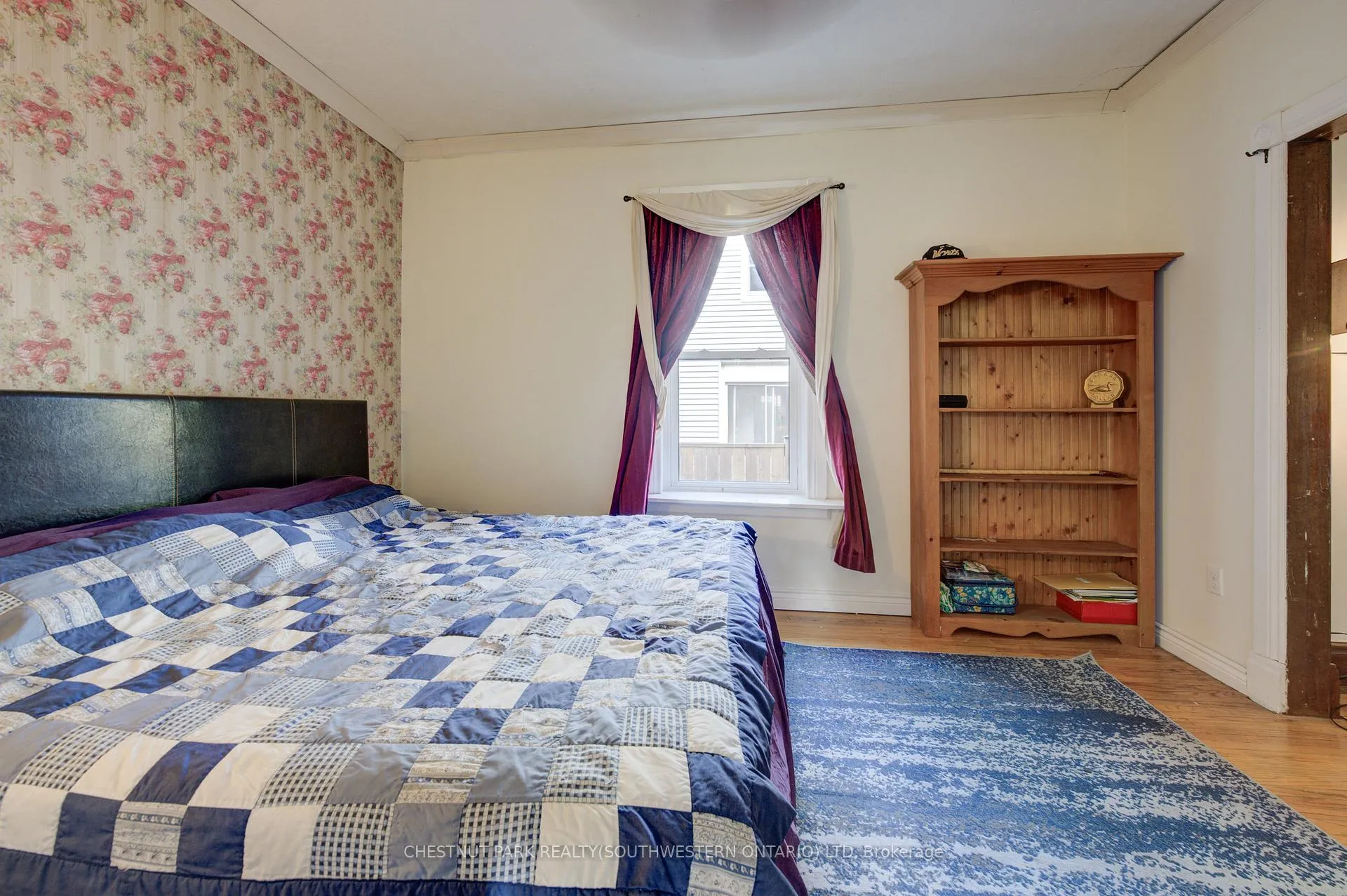 Photo 17 of 15 St Leger Street, Kitchener — HOMEH