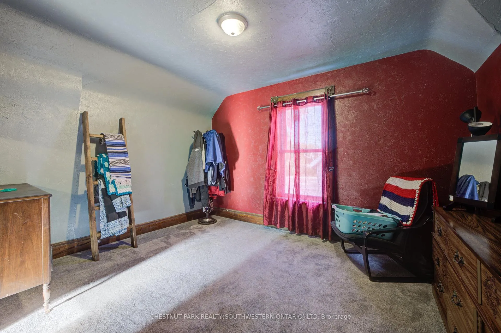 Photo 26 of 15 St Leger Street, Kitchener — HOMEH