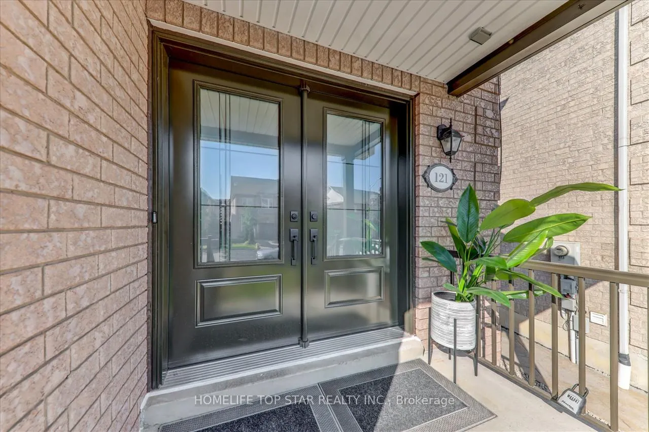 Photo 2 of 121 Casabel Drive, Vaughan, Vellore Village — HOMEH
