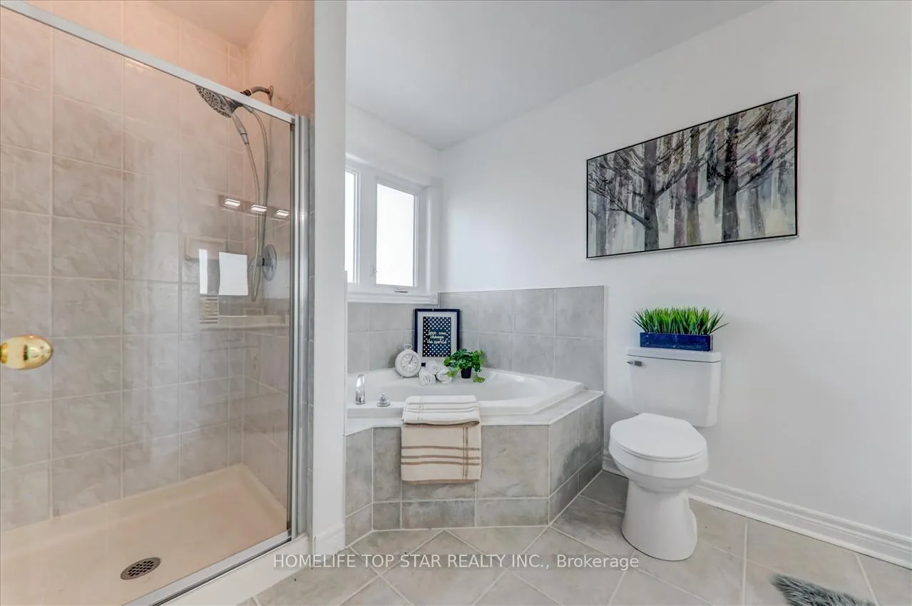 Photo 9 of 121 Casabel Drive, Vaughan, Vellore Village — HOMEH