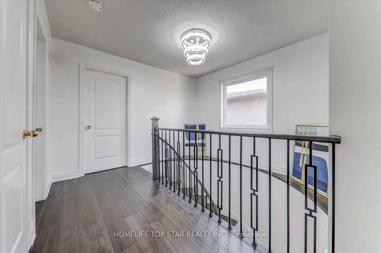 Photo 12 of 121 Casabel Drive, Vaughan, Vellore Village — HOMEH