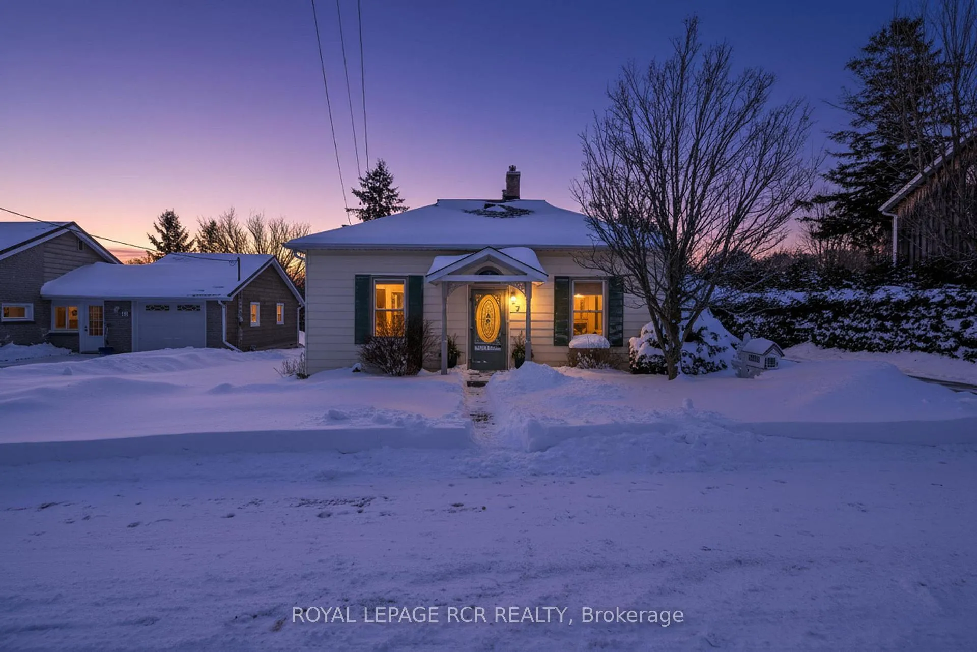 Photo 1 of 7 Wallace Avenue, Caledon, Palgrave — HOMEH