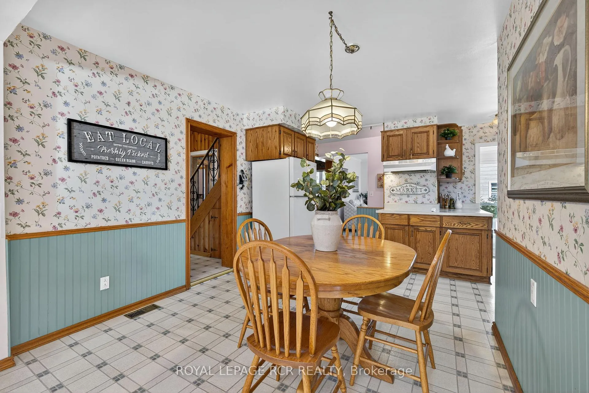 Photo 14 of 7 Wallace Avenue, Caledon, Palgrave — HOMEH