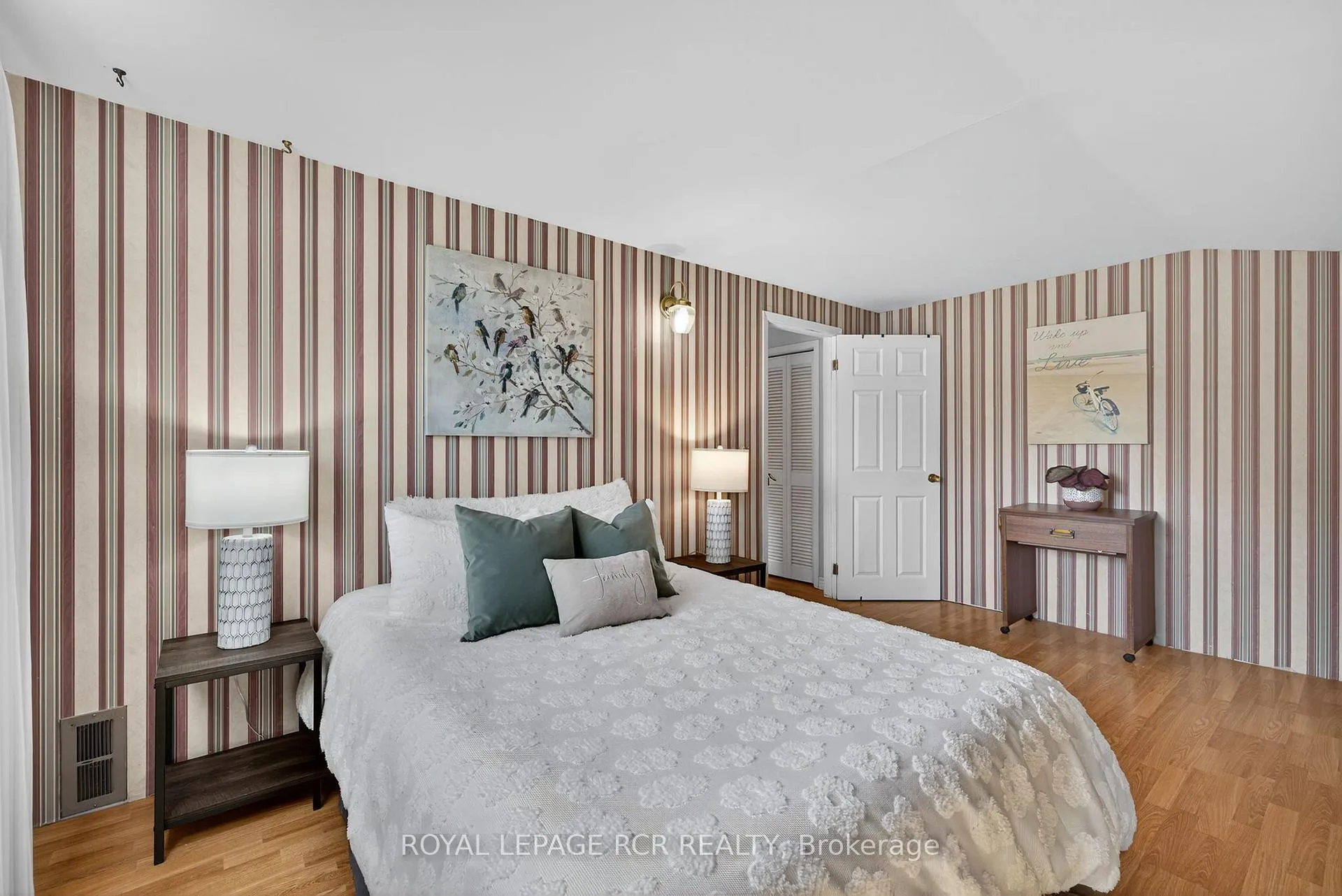 Photo 18 of 7 Wallace Avenue, Caledon, Palgrave — HOMEH