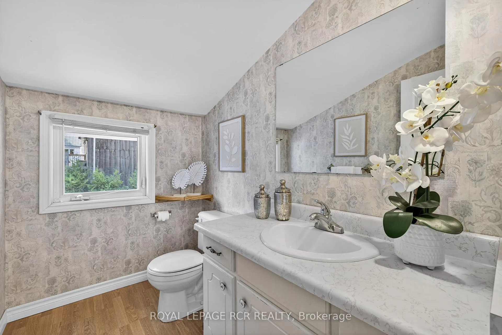 Photo 19 of 7 Wallace Avenue, Caledon, Palgrave — HOMEH