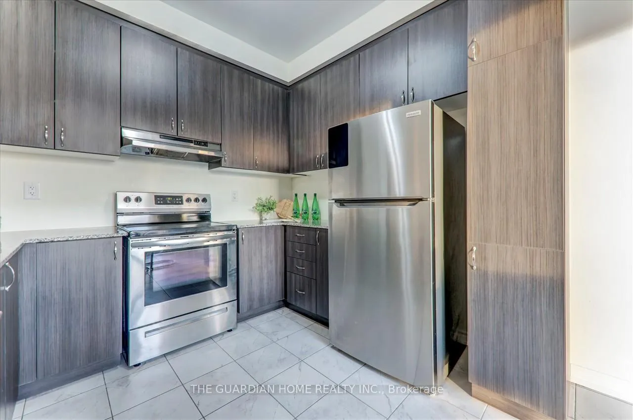 Photo 10 of 43 Broden Crescent, Whitby, Lynde Creek — HOMEH