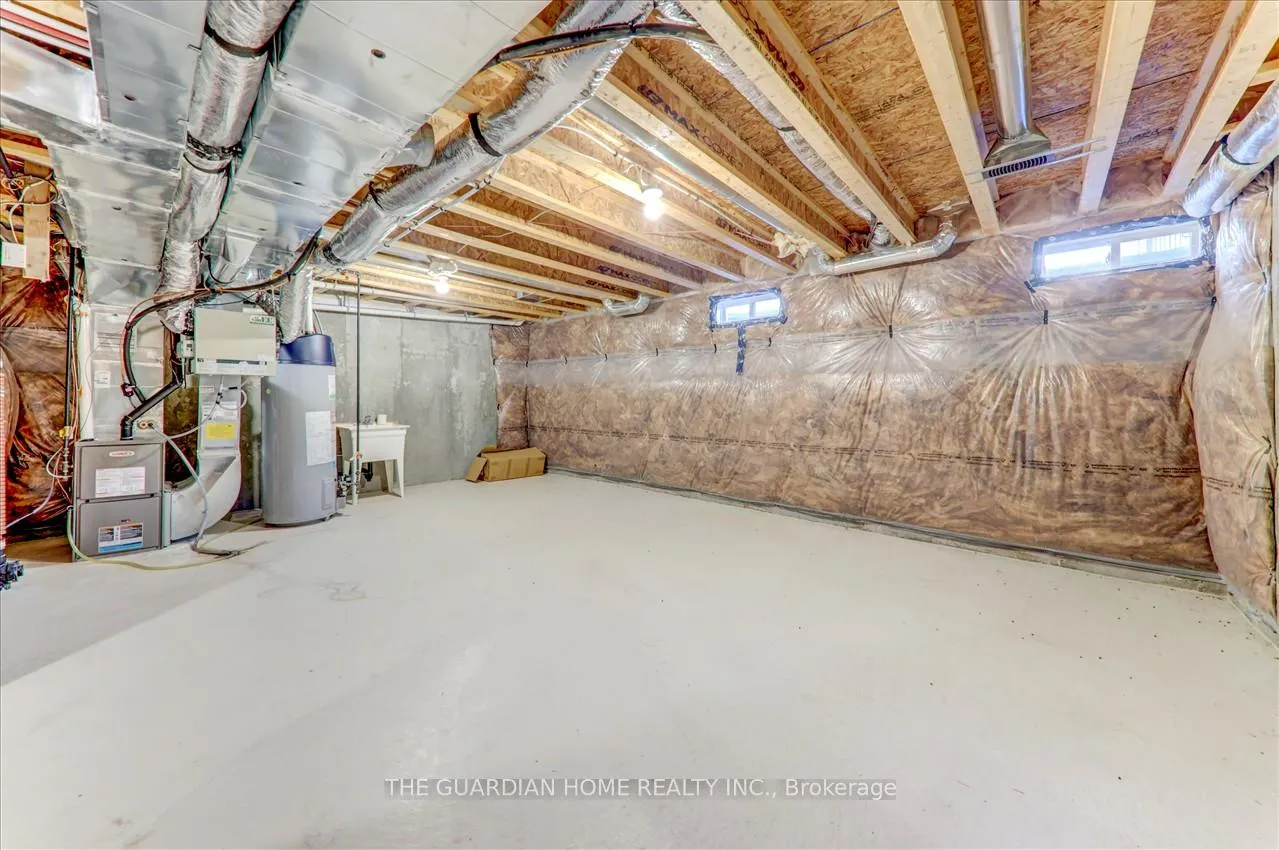 Photo 20 of 43 Broden Crescent, Whitby, Lynde Creek — HOMEH