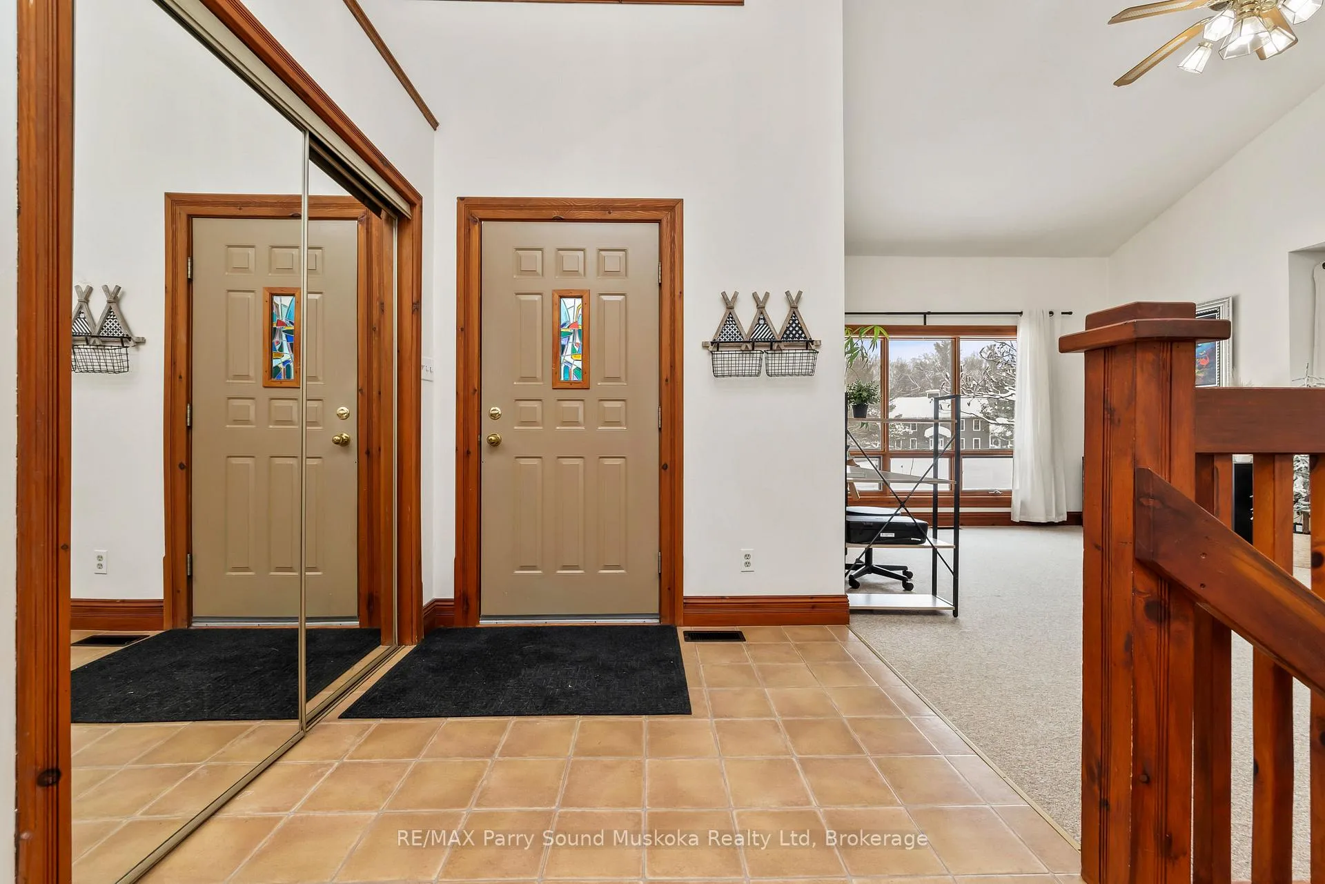 Photo 6 of 15 Skerryvore Circle, McDougall — HOMEH