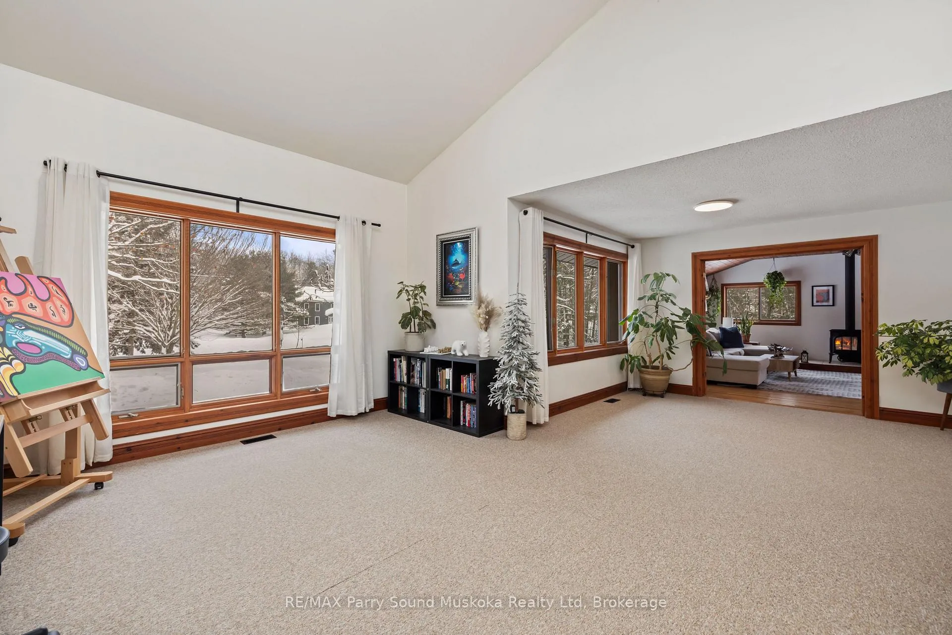 Photo 7 of 15 Skerryvore Circle, McDougall — HOMEH