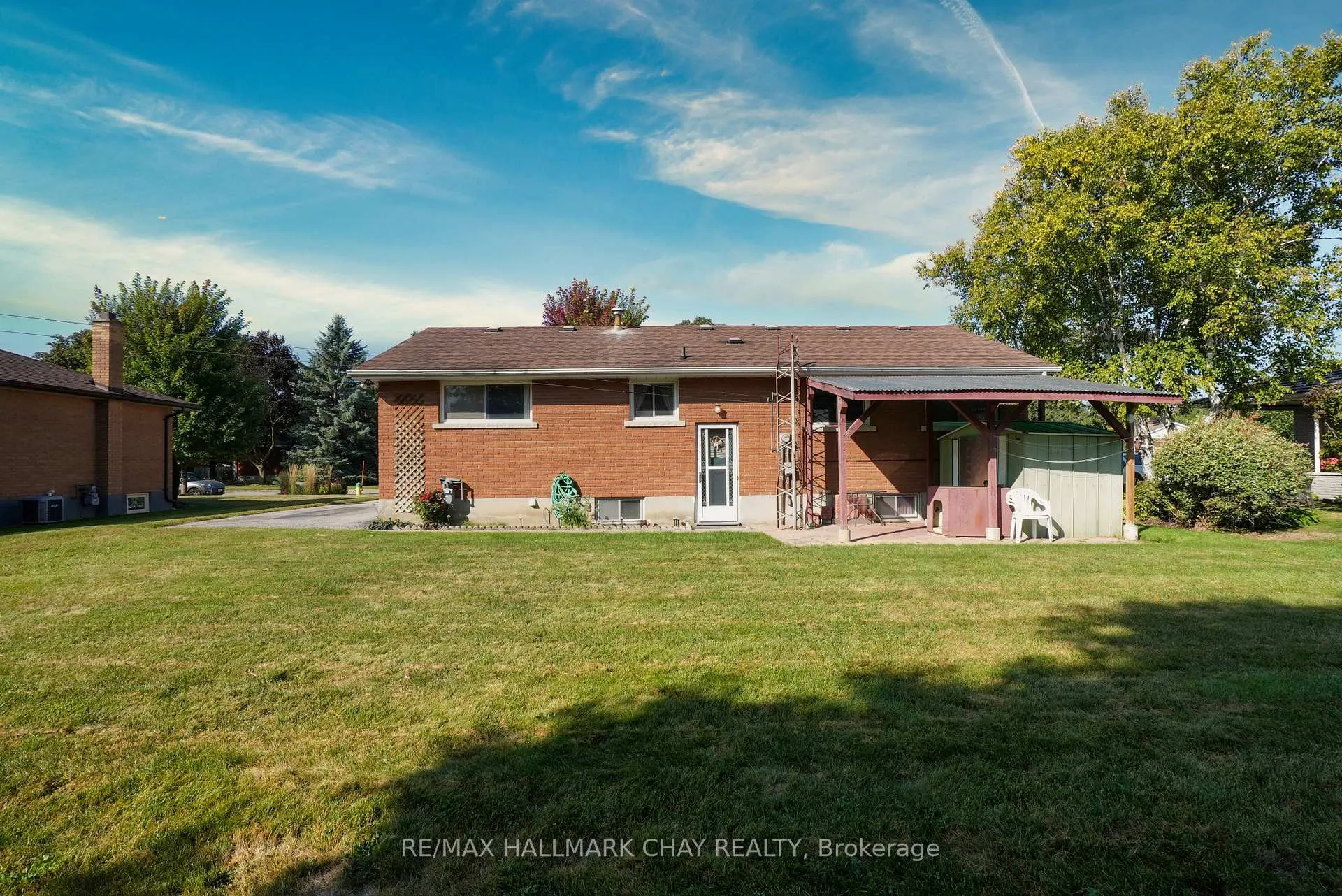 Photo 21 of 33 Hancey Crescent, New Tecumseth, Alliston — HOMEH