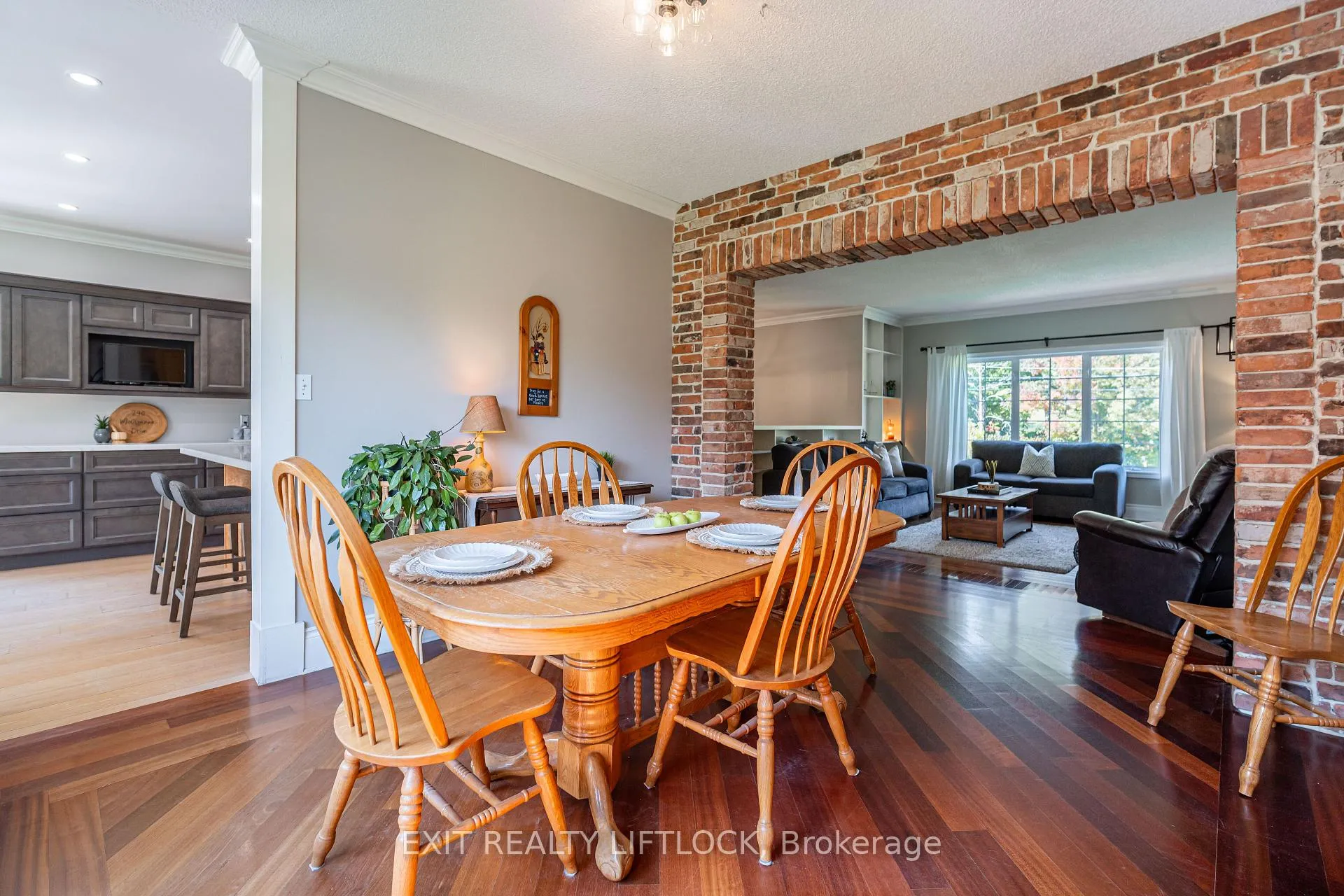 Photo 11 of 290 McClennan Drive, Selwyn — HOMEH