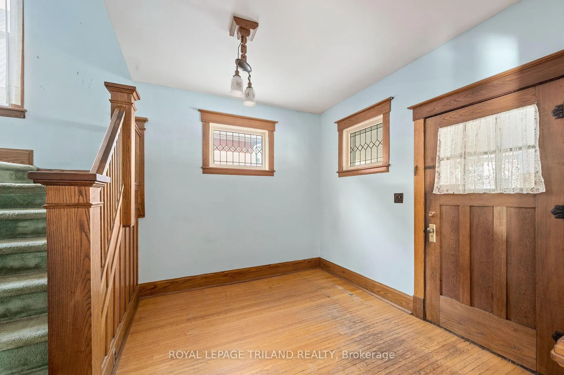 Photo 7 of 67.5 Chestnut Street, St. Thomas, SW — HOMEH