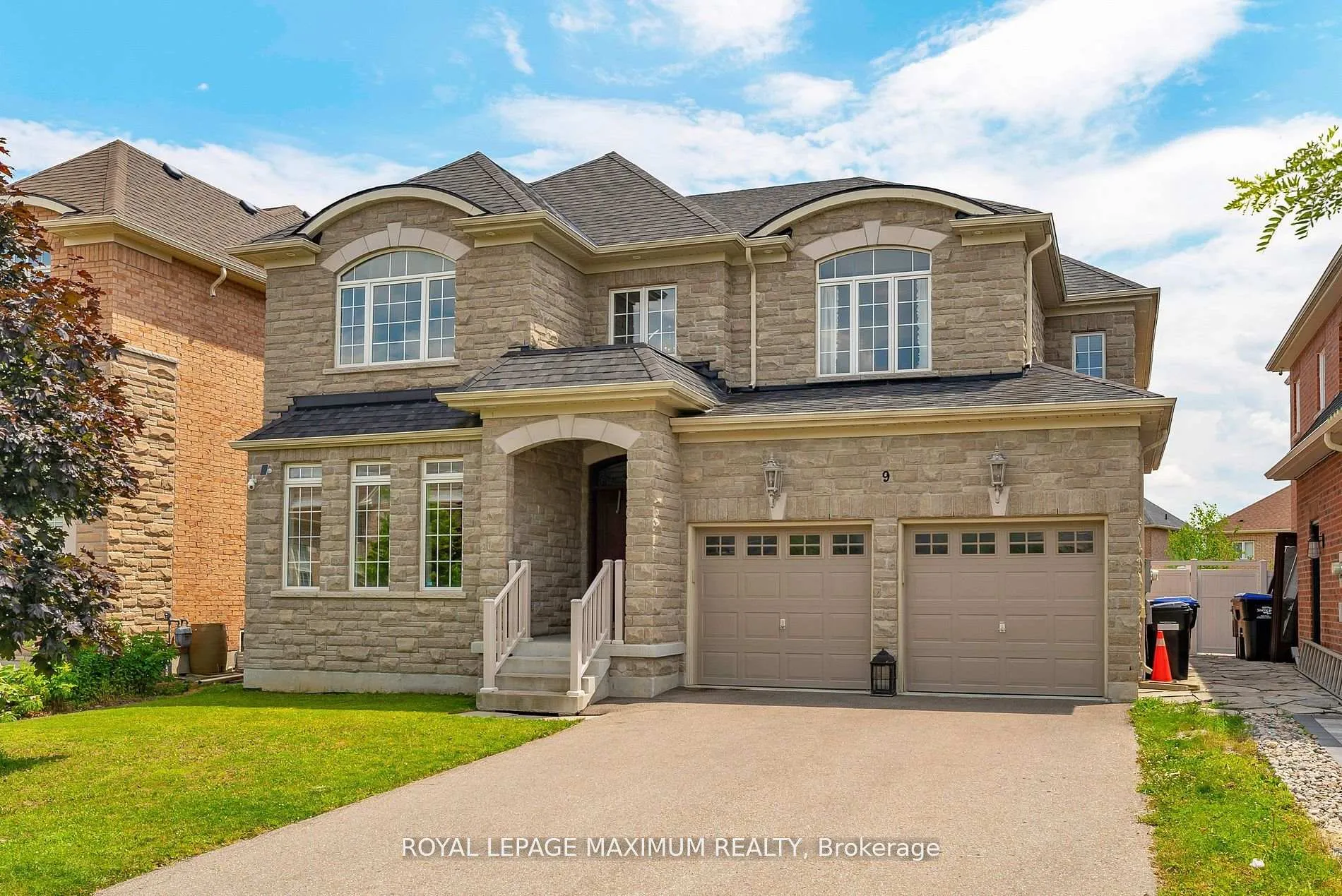Photo 1 of 9 Copeland Crescent, Innisfil, Cookstown — HOMEH