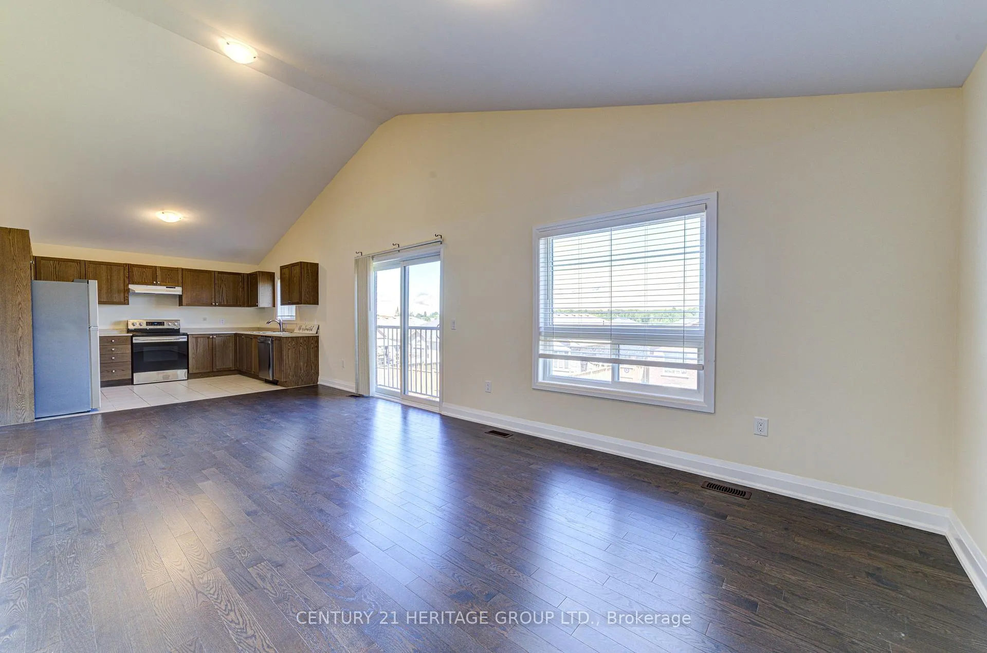 Photo 8 of 34 Beausoleil Drive, Penetanguishene — HOMEH