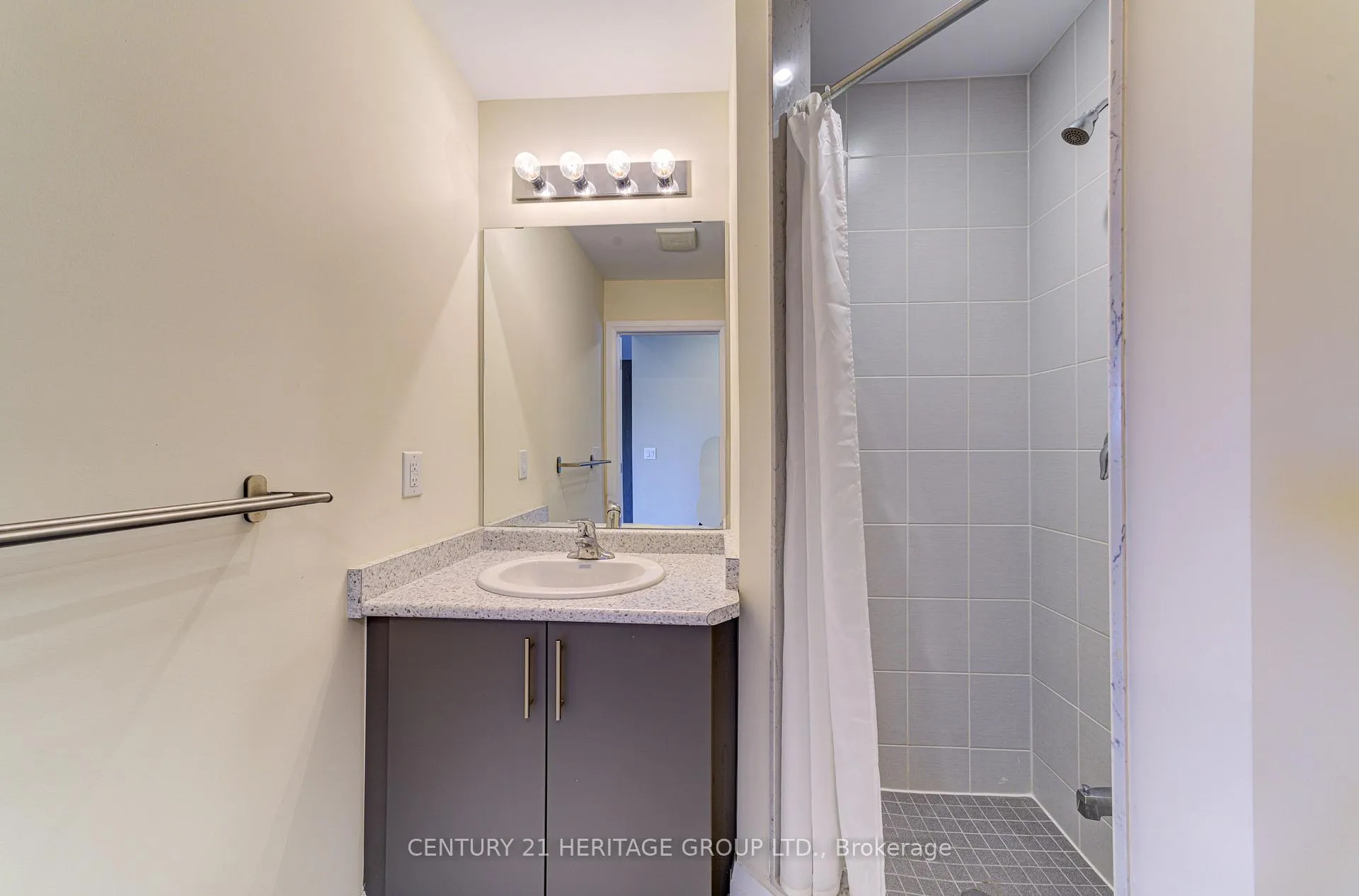 Photo 18 of 34 Beausoleil Drive, Penetanguishene — HOMEH