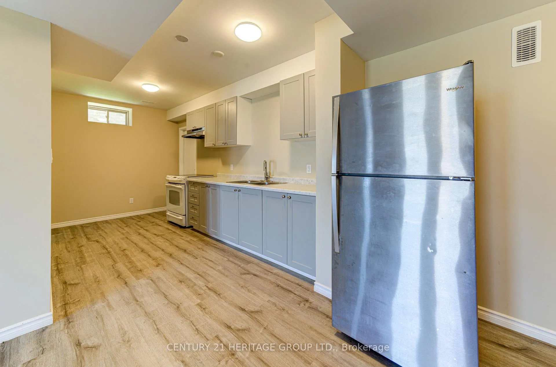 Photo 23 of 34 Beausoleil Drive, Penetanguishene — HOMEH