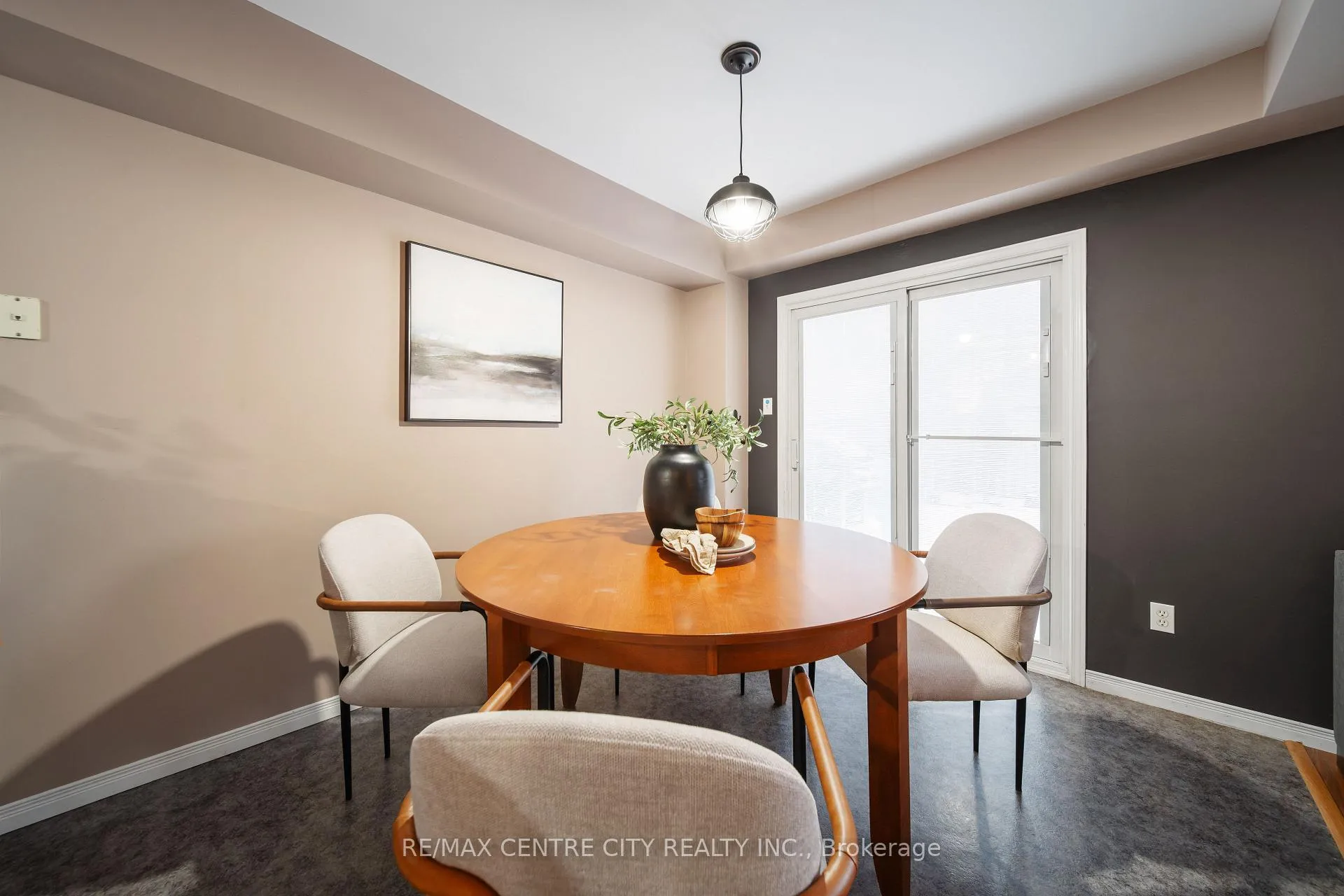 Photo 11 of 382 Chestnut Street, St. Thomas — HOMEH