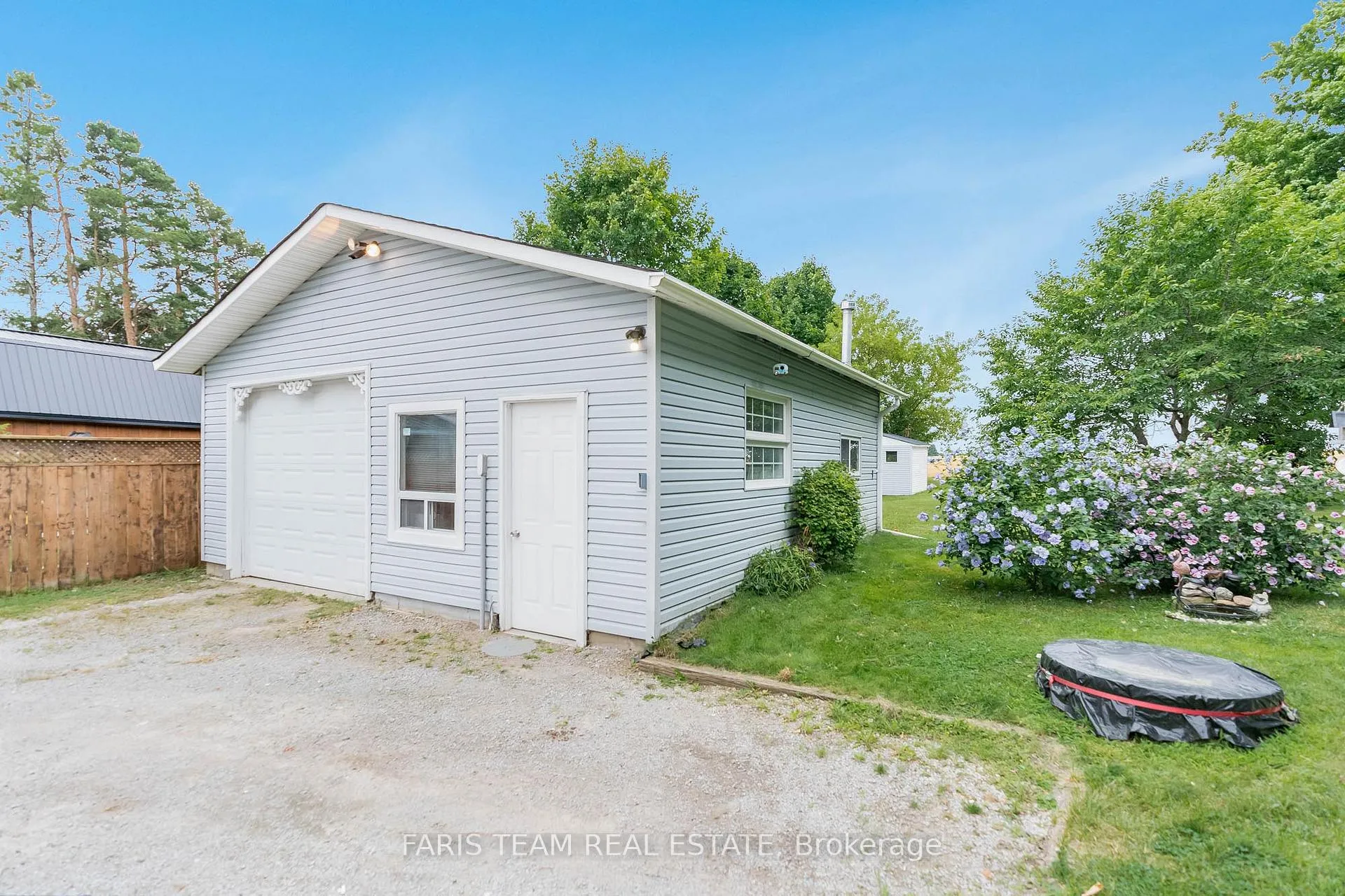Photo 15 of 6582 Yonge Street, Innisfil, Rural Innisfil — HOMEH