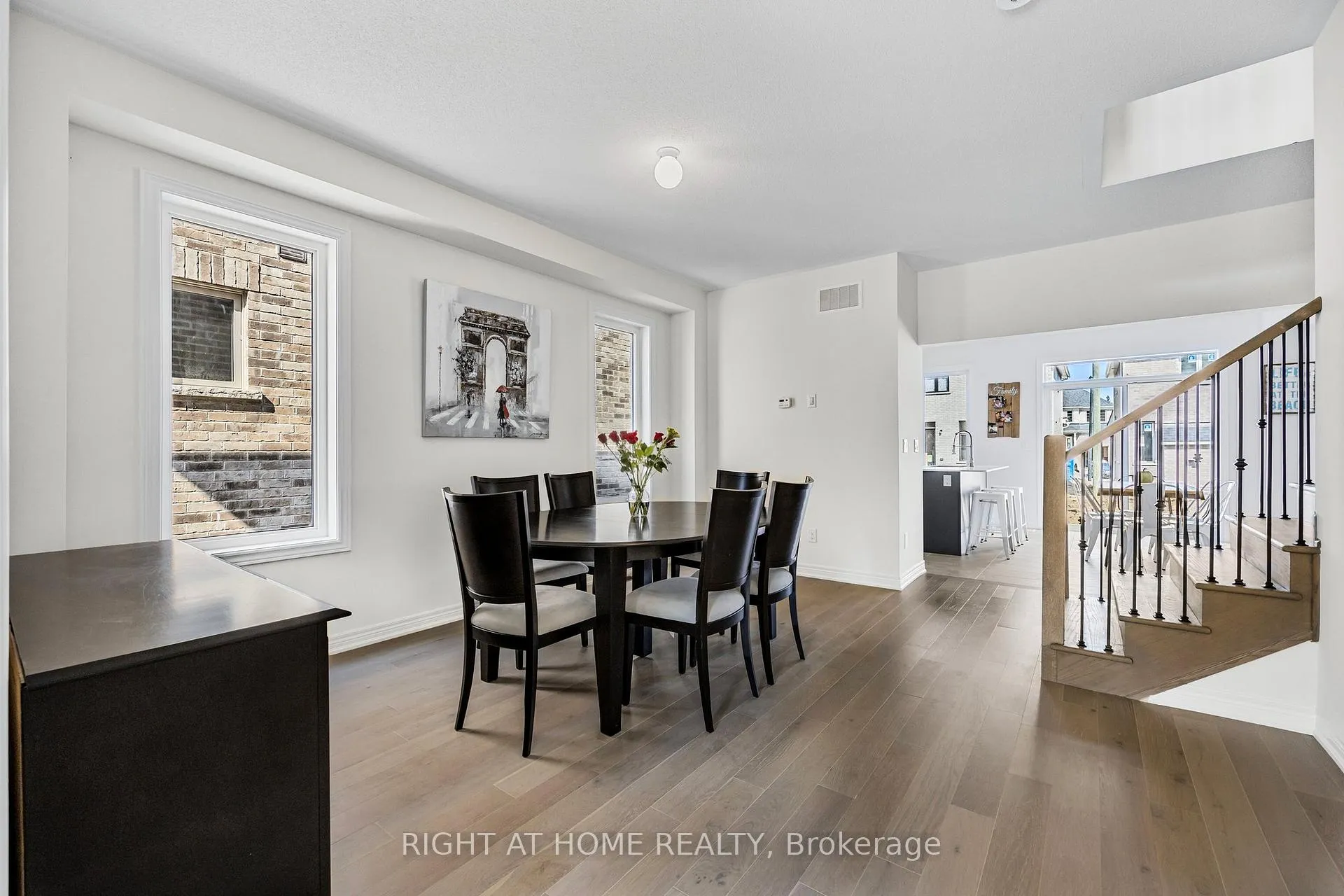 Photo 5 of 1457 Davis Loop, Innisfil, Lefroy — HOMEH