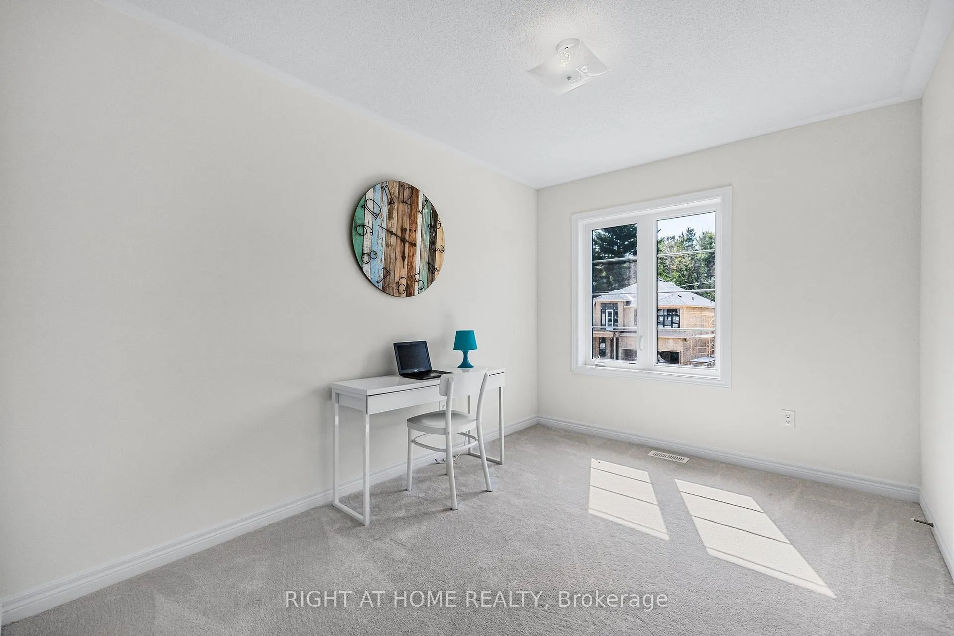 Photo 24 of 1457 Davis Loop, Innisfil, Lefroy — HOMEH
