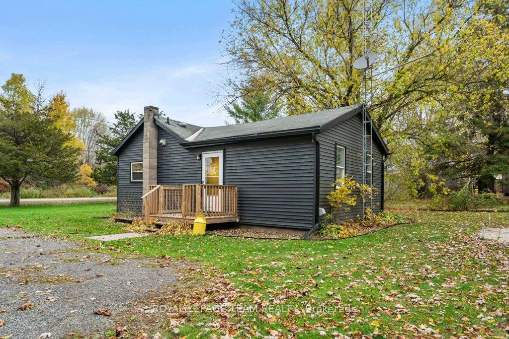 Photo 1 of 2131 2nd Concession Road, Augusta, Augusta Twp — HOMEH