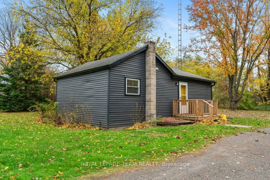 Photo 4 of 2131 2nd Concession Road, Augusta, Augusta Twp — HOMEH