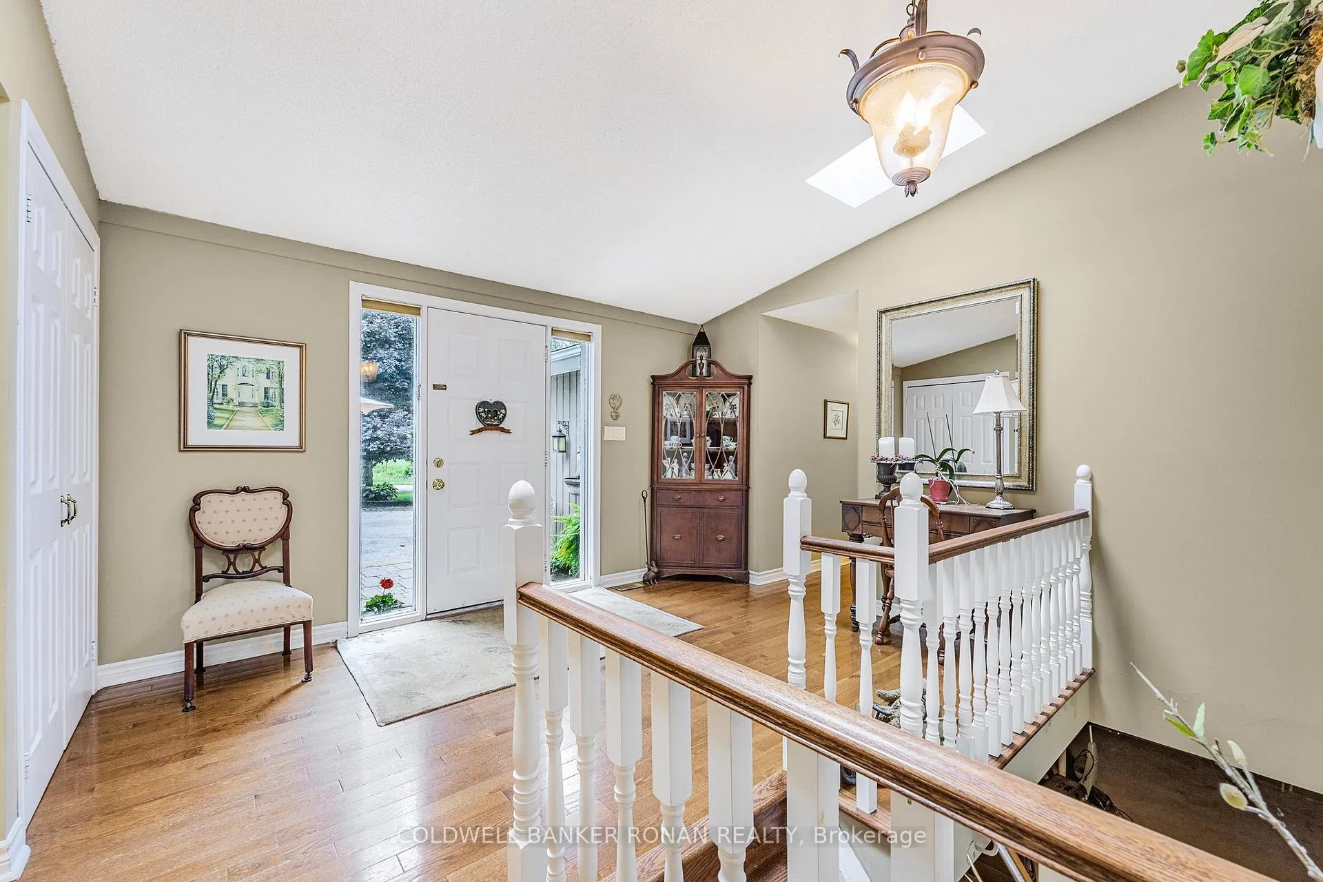 Photo 5 of 2240 15th Side Road, New Tecumseth, Tottenham — HOMEH