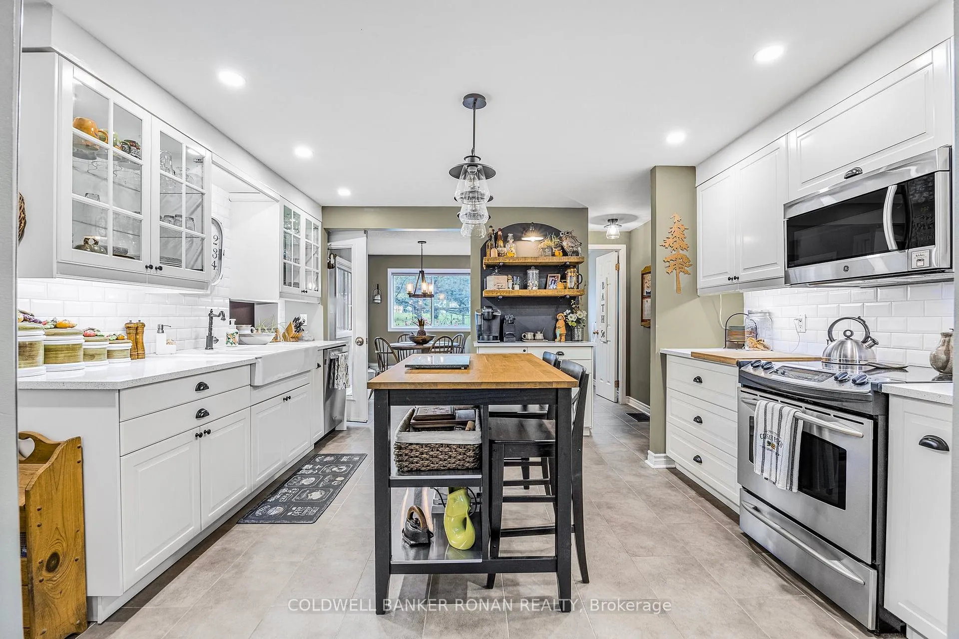 Photo 15 of 2240 15th Side Road, New Tecumseth, Tottenham — HOMEH