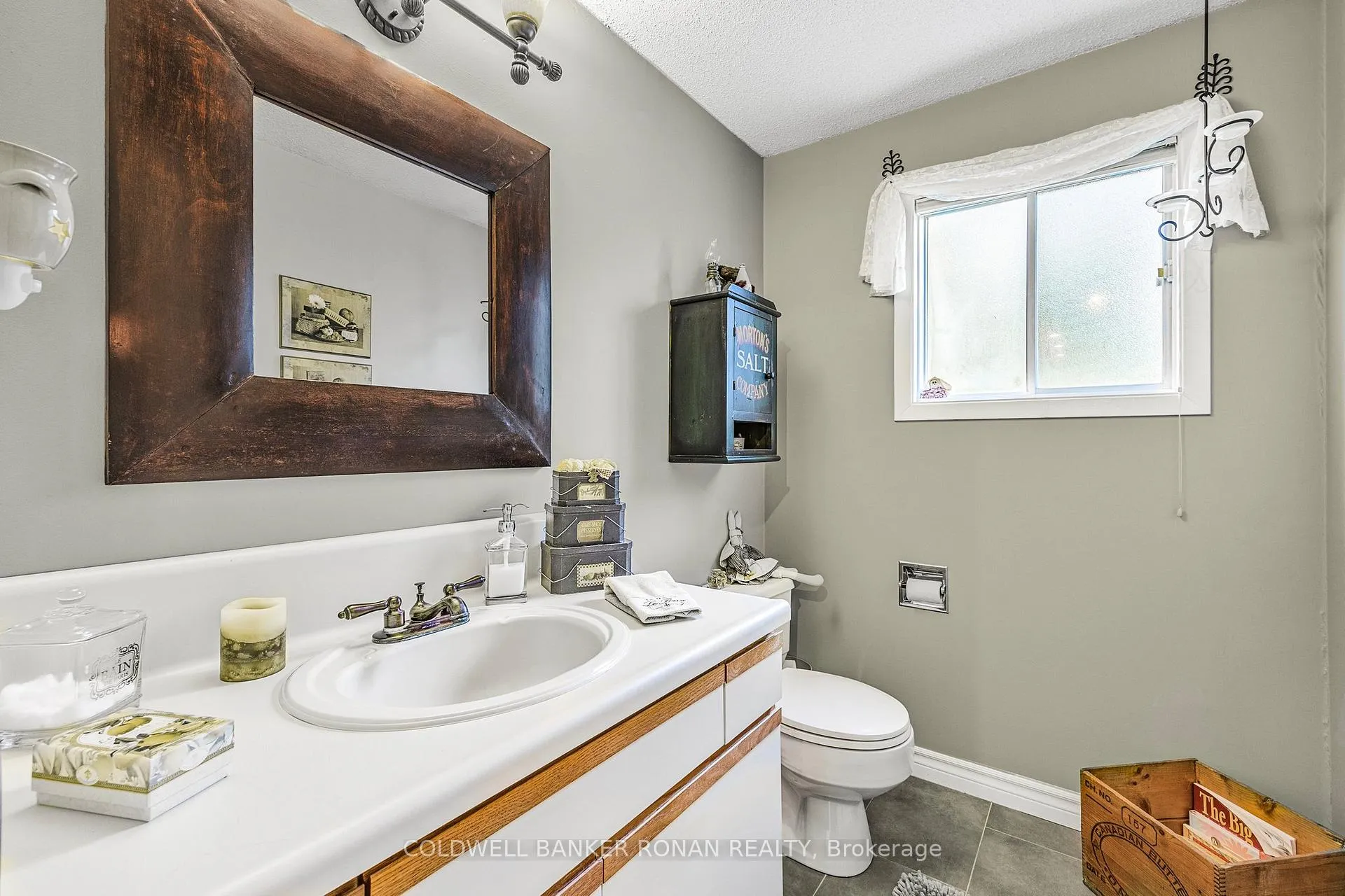 Photo 21 of 2240 15th Side Road, New Tecumseth, Tottenham — HOMEH