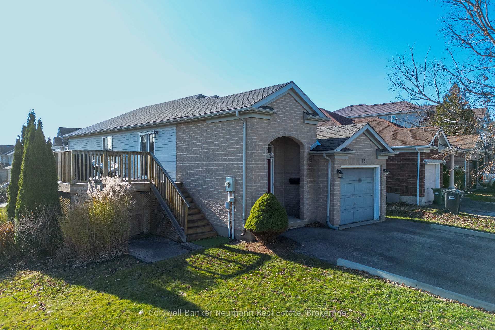 Photo 1 of 18 O'connor Lane, Guelph, Grange Road — HOMEH