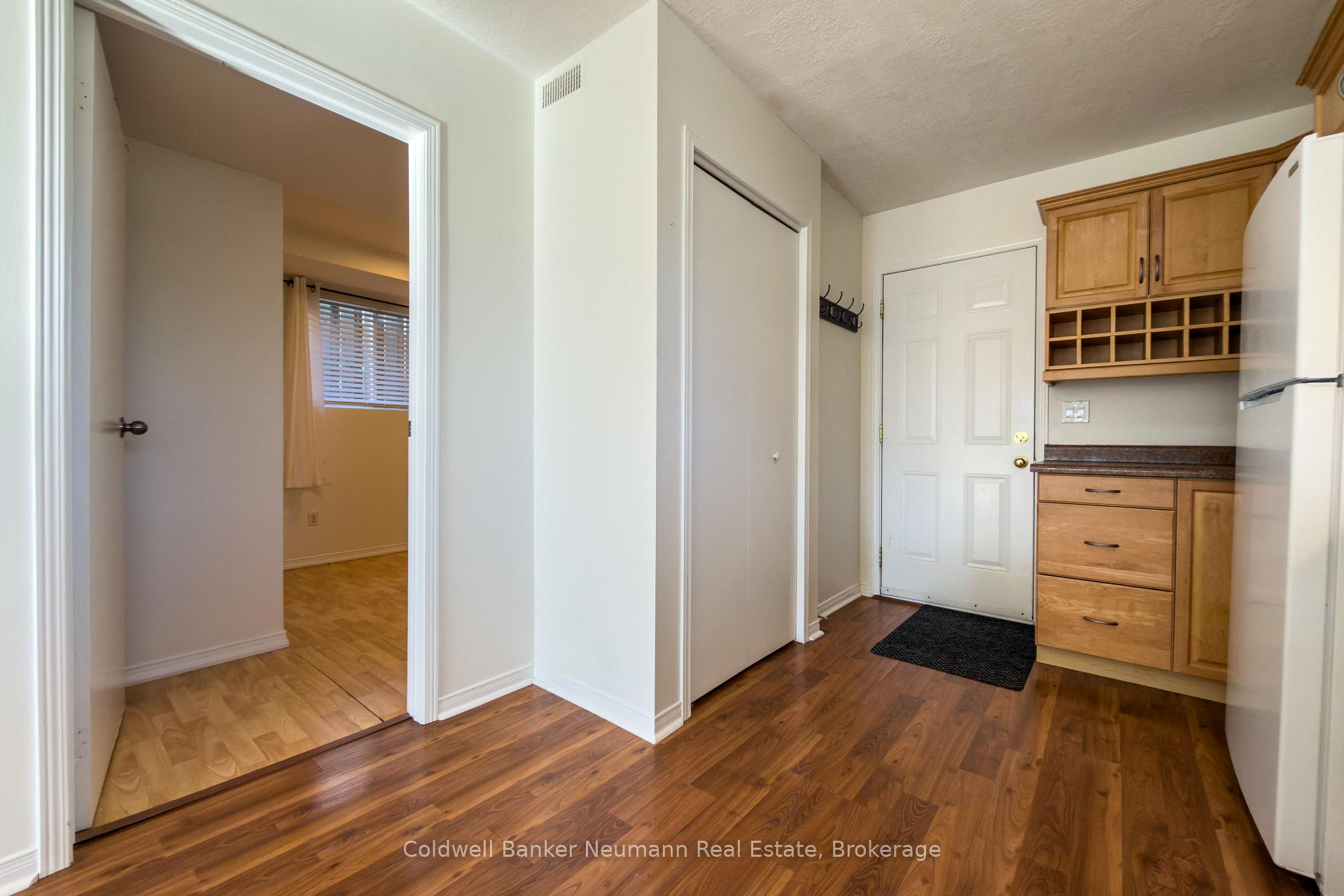 Photo 2 of 18 O'connor Lane, Guelph, Grange Road — HOMEH
