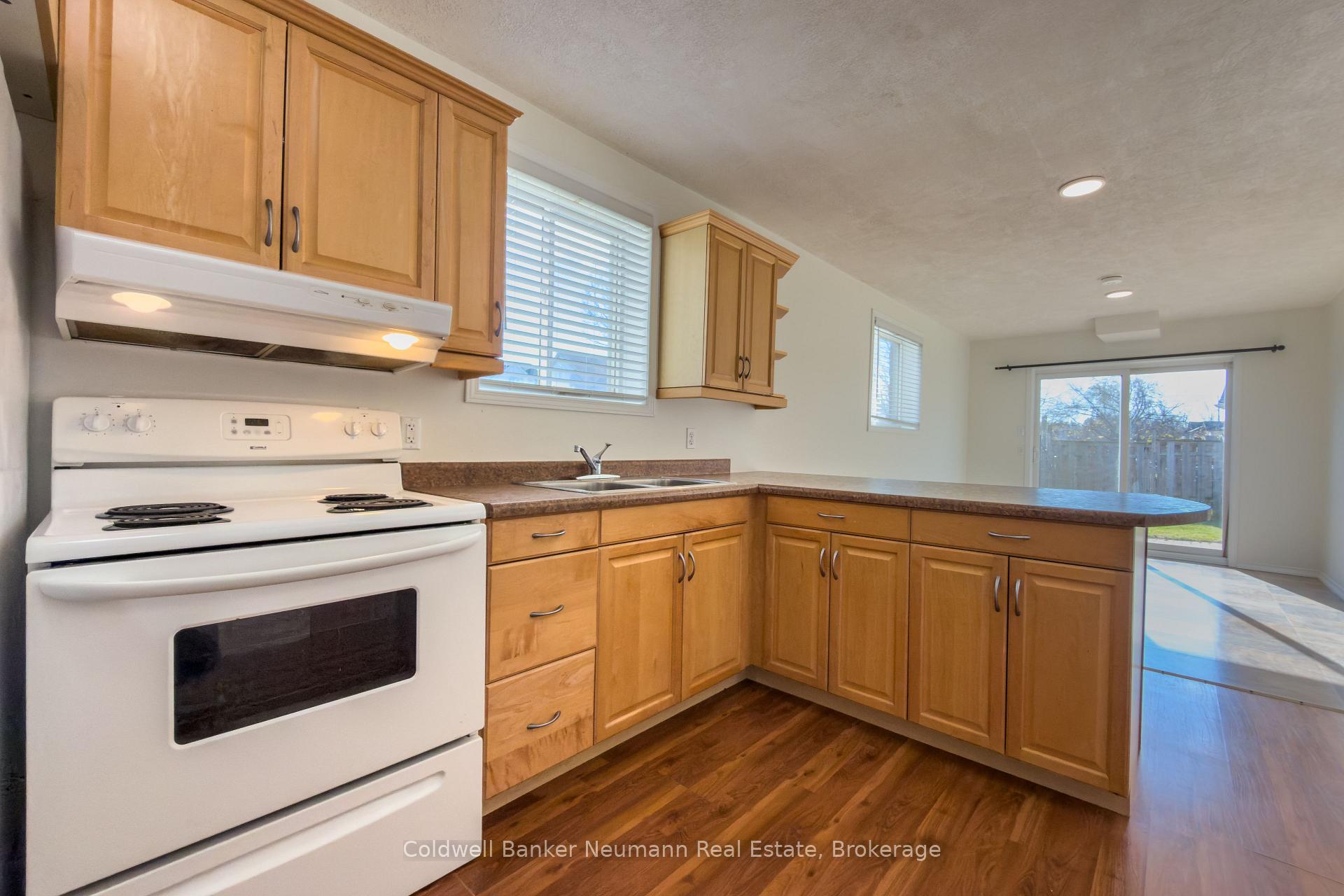 Photo 3 of 18 O'connor Lane, Guelph, Grange Road — HOMEH