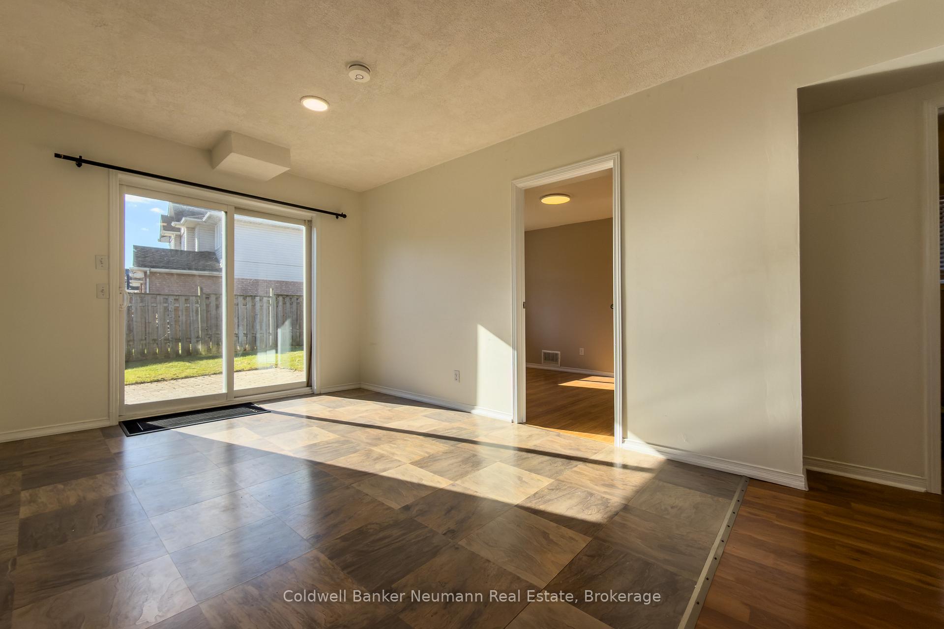 Photo 4 of 18 O'connor Lane, Guelph, Grange Road — HOMEH