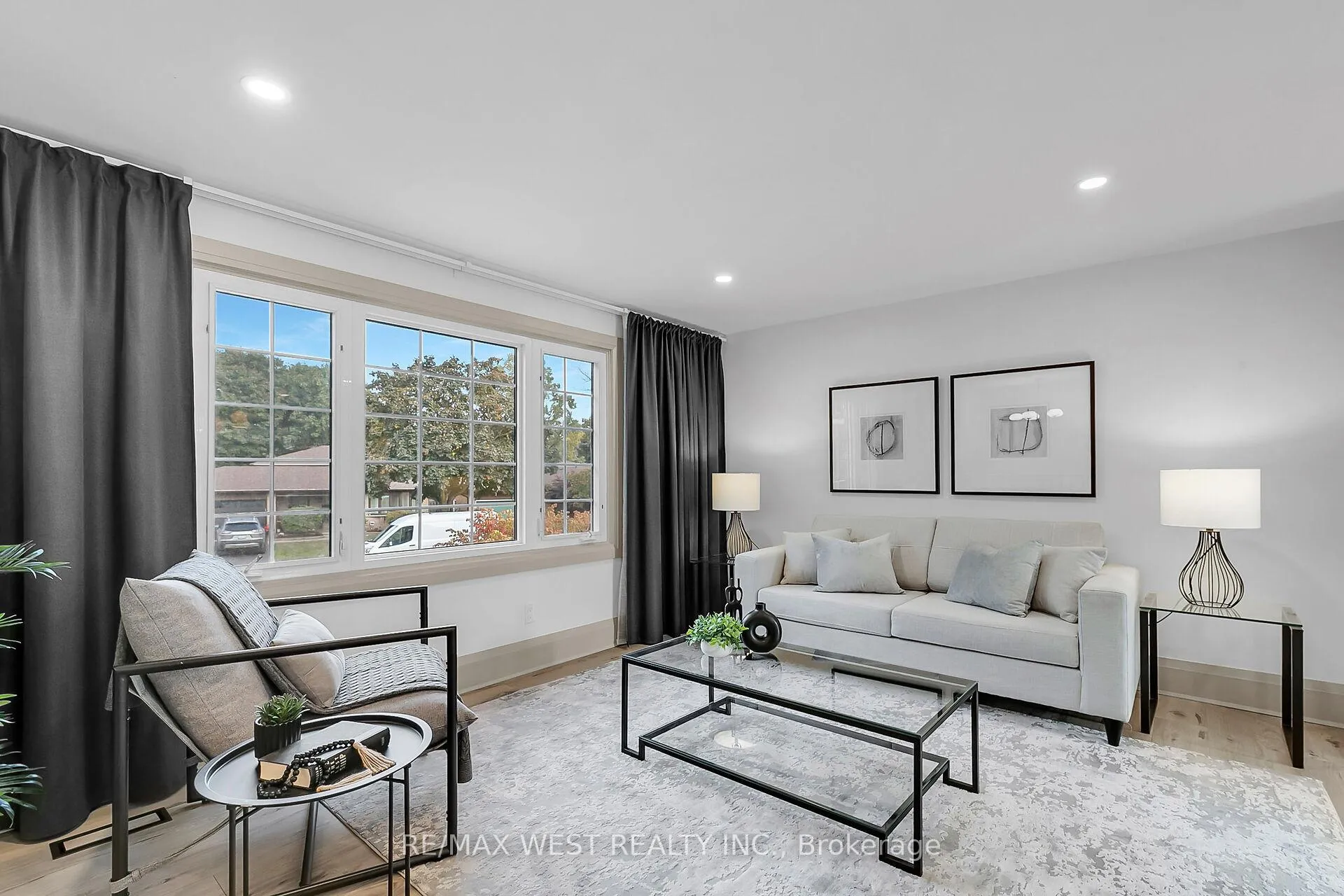 Photo 6 of 129 Mallard Crescent, Waterloo — HOMEH