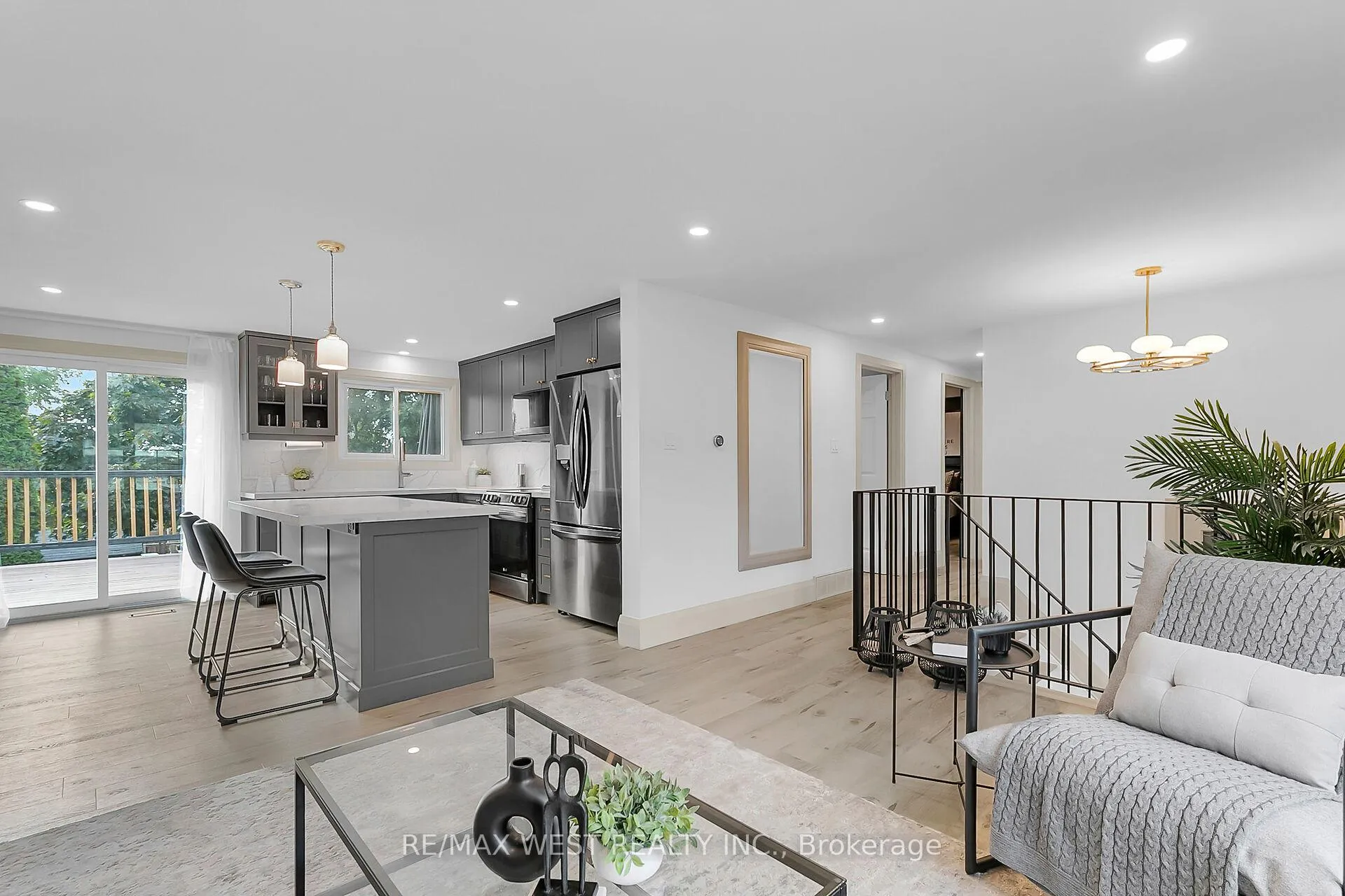 Photo 8 of 129 Mallard Crescent, Waterloo — HOMEH