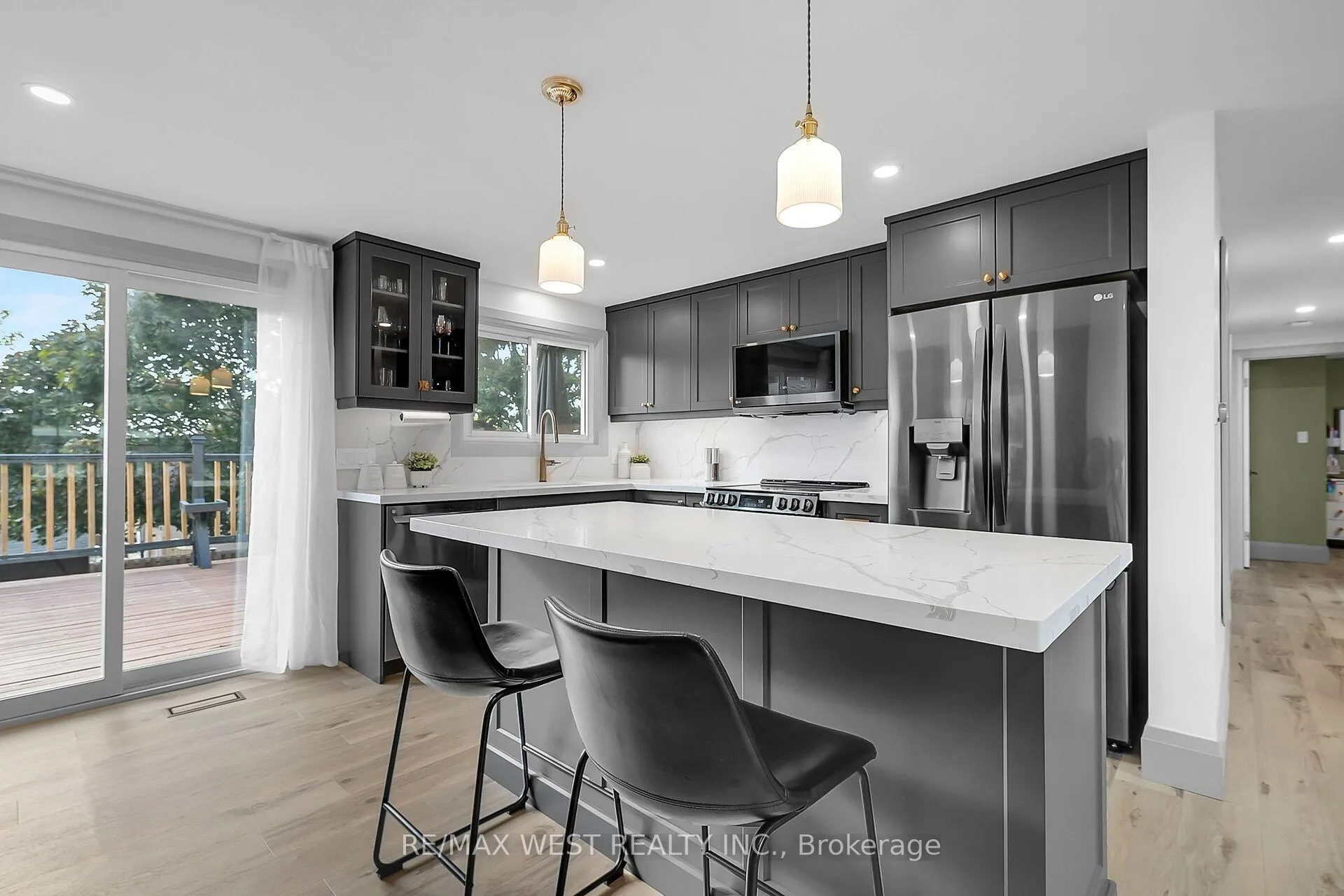 Photo 11 of 129 Mallard Crescent, Waterloo — HOMEH