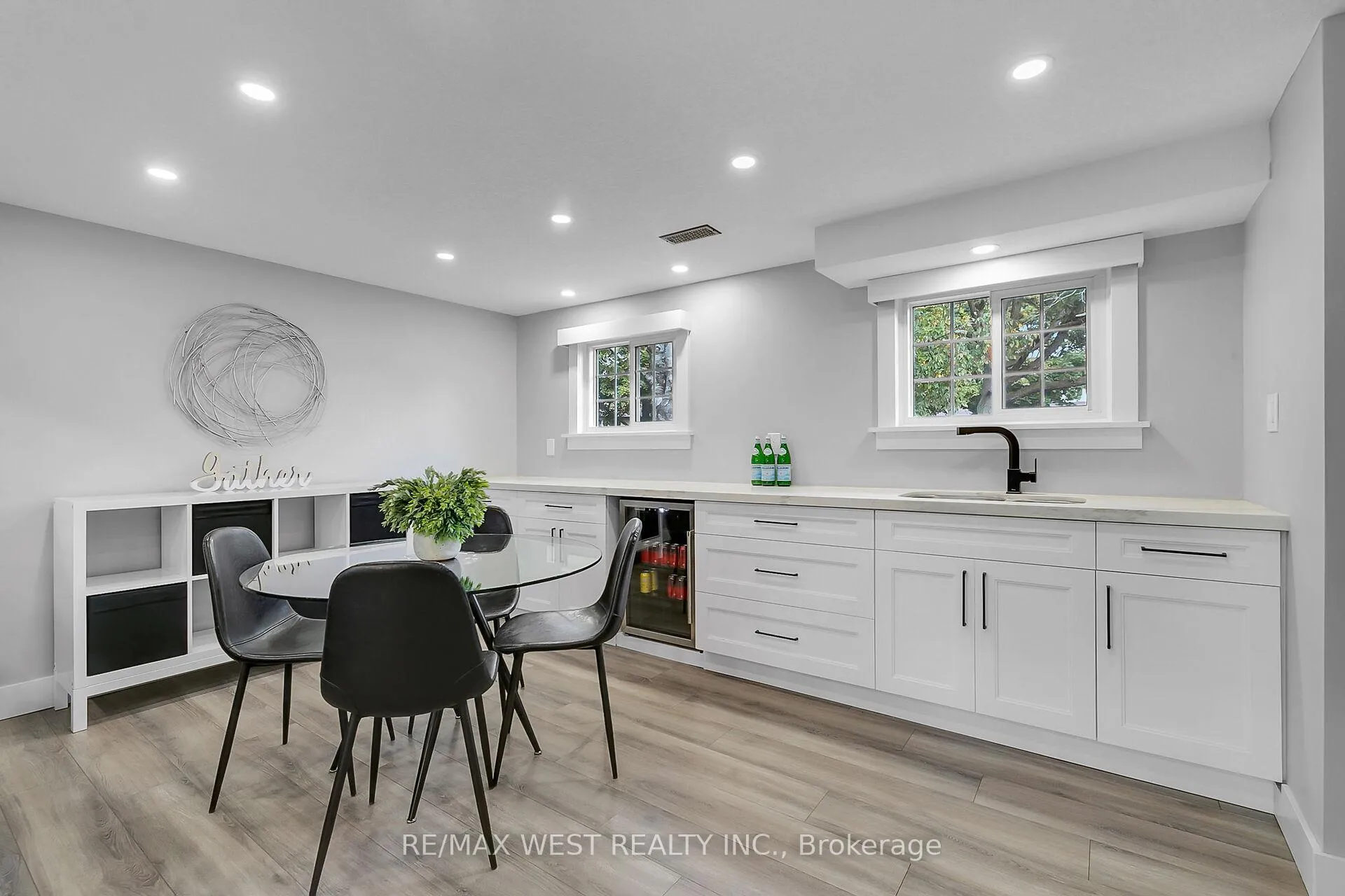Photo 28 of 129 Mallard Crescent, Waterloo — HOMEH