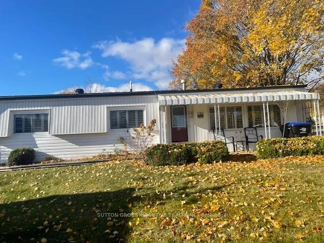 Photo 3 of 15 Trefoil Drive, Innisfil, Rural Innisfil — HOMEH