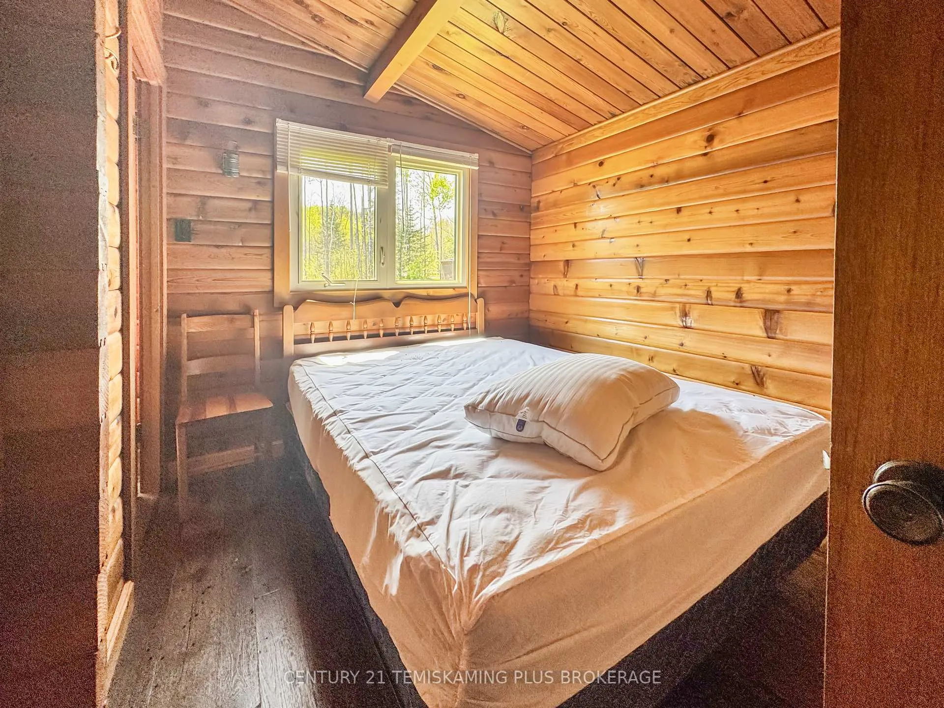 Photo 10 of 61 Ontario Street E, Timiskaming, TIM - Outside - Rural — HOMEH