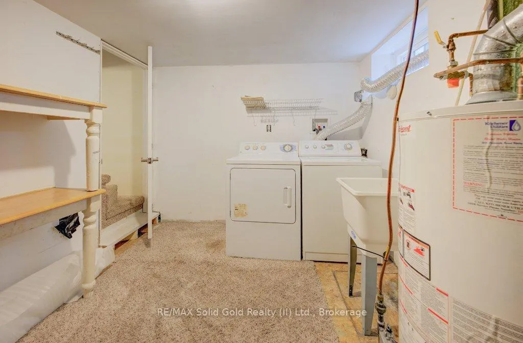 Photo 21 of 142 Spadina Road W, Kitchener — HOMEH