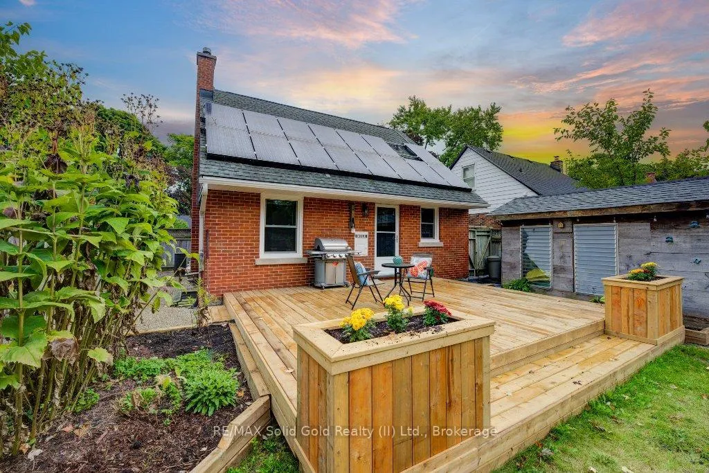 Photo 29 of 142 Spadina Road W, Kitchener — HOMEH