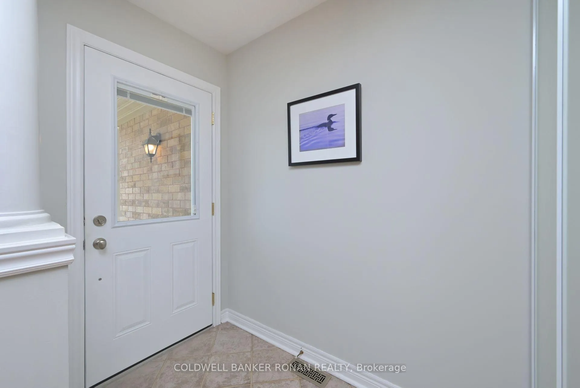 Photo 4 of 35 Jessop Avenue, King, Schomberg — HOMEH